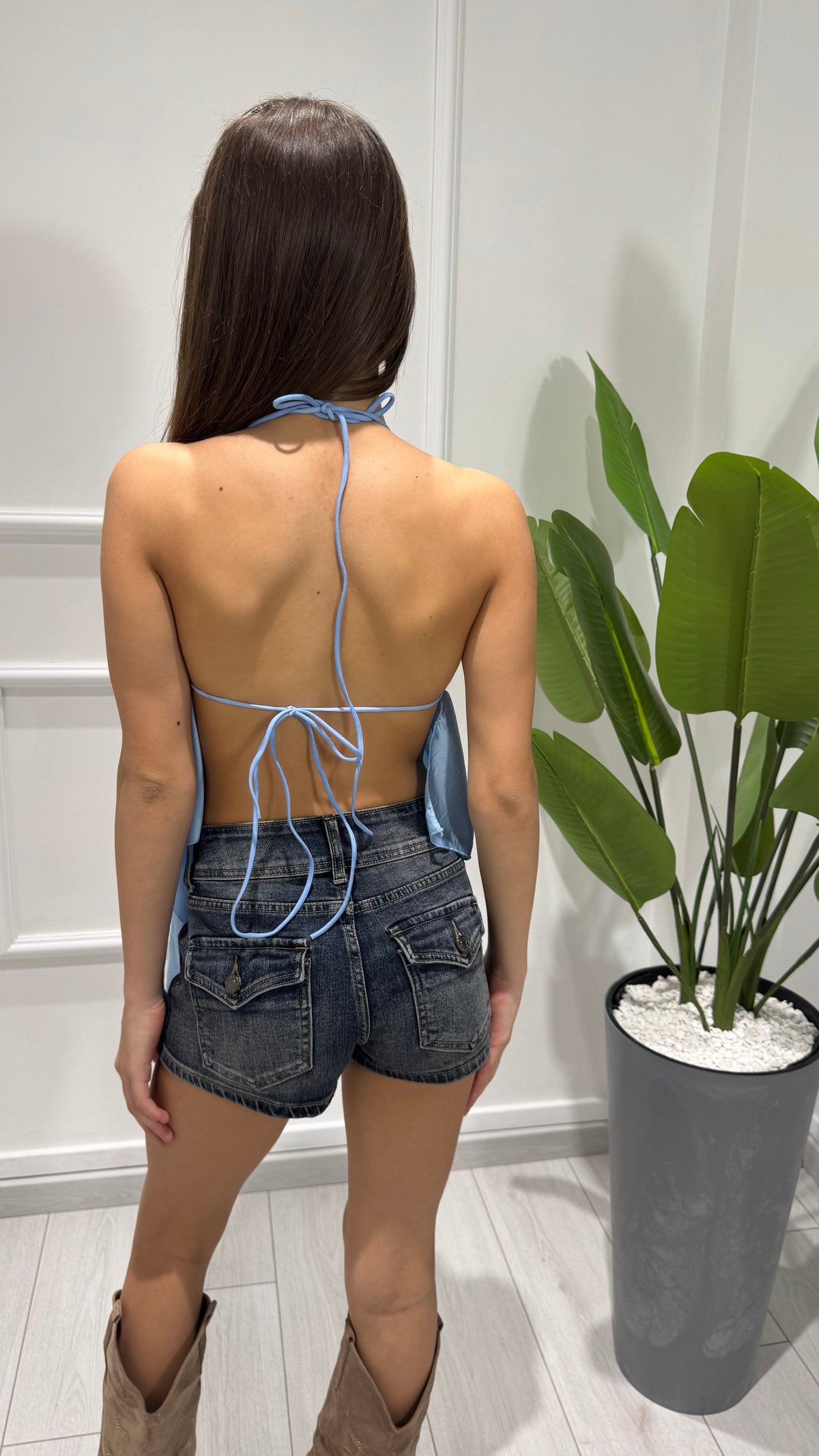 00233 top
