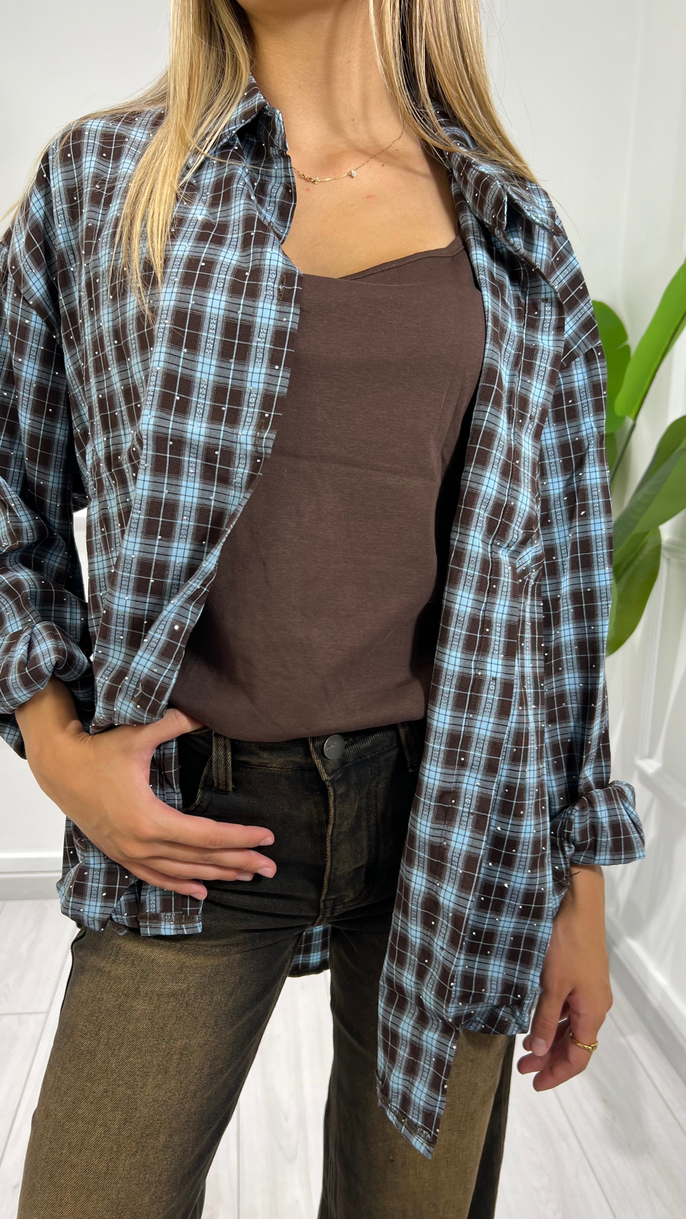 00323 set camicia