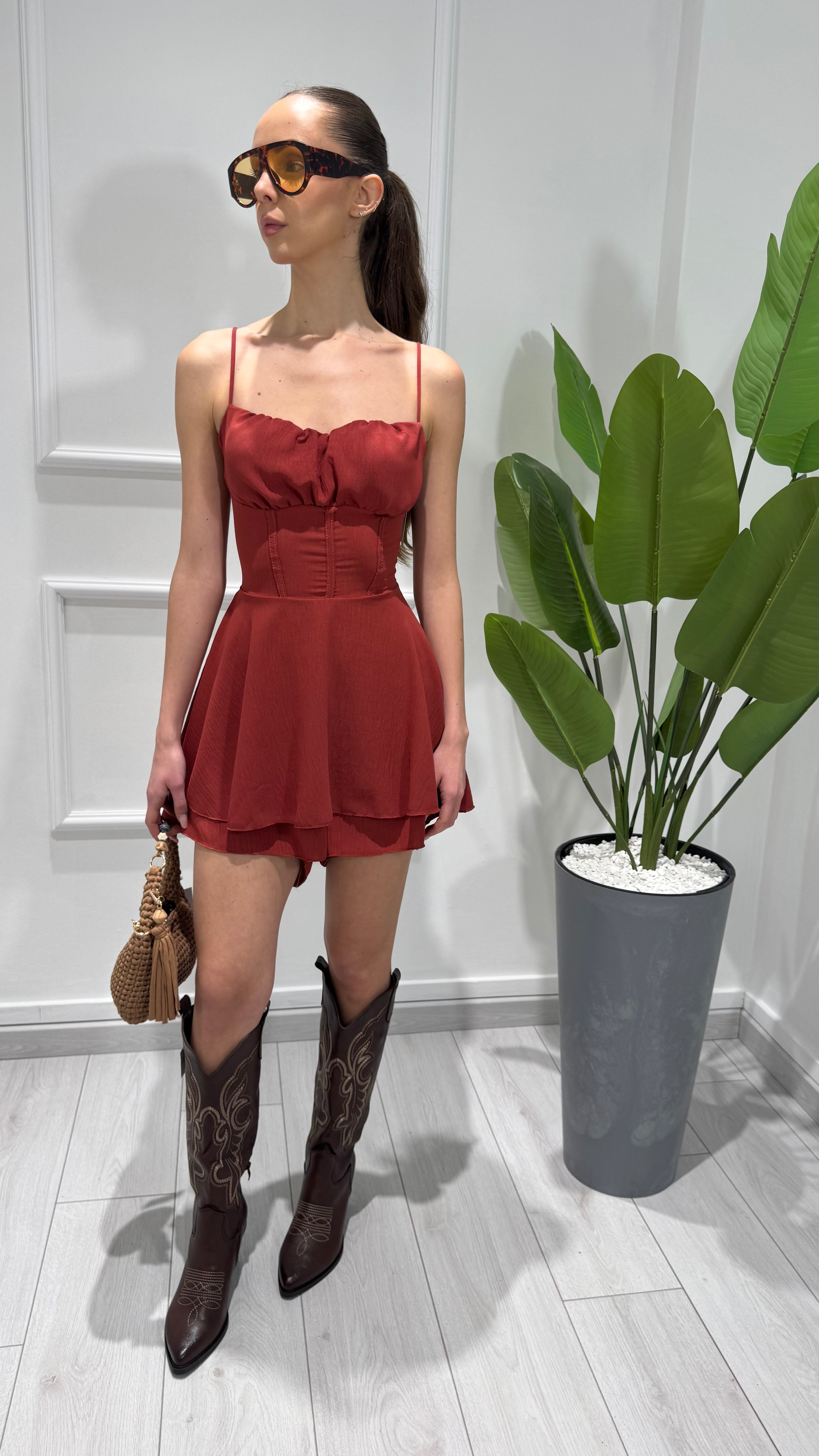 00369 tutina