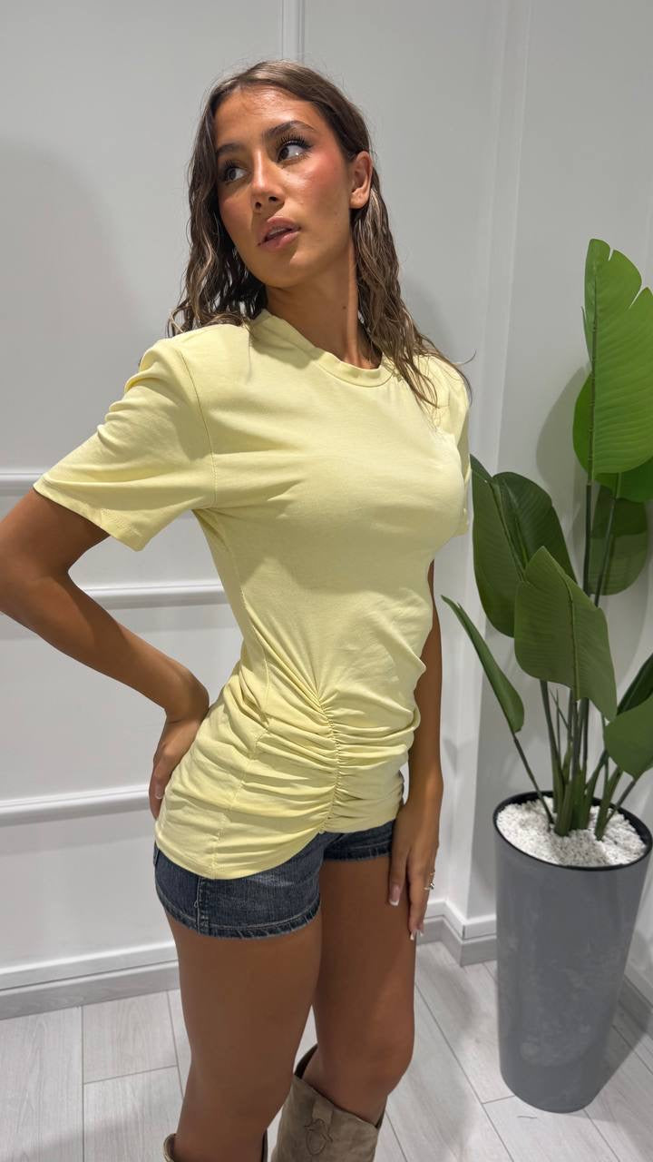 00866 t-shirt over