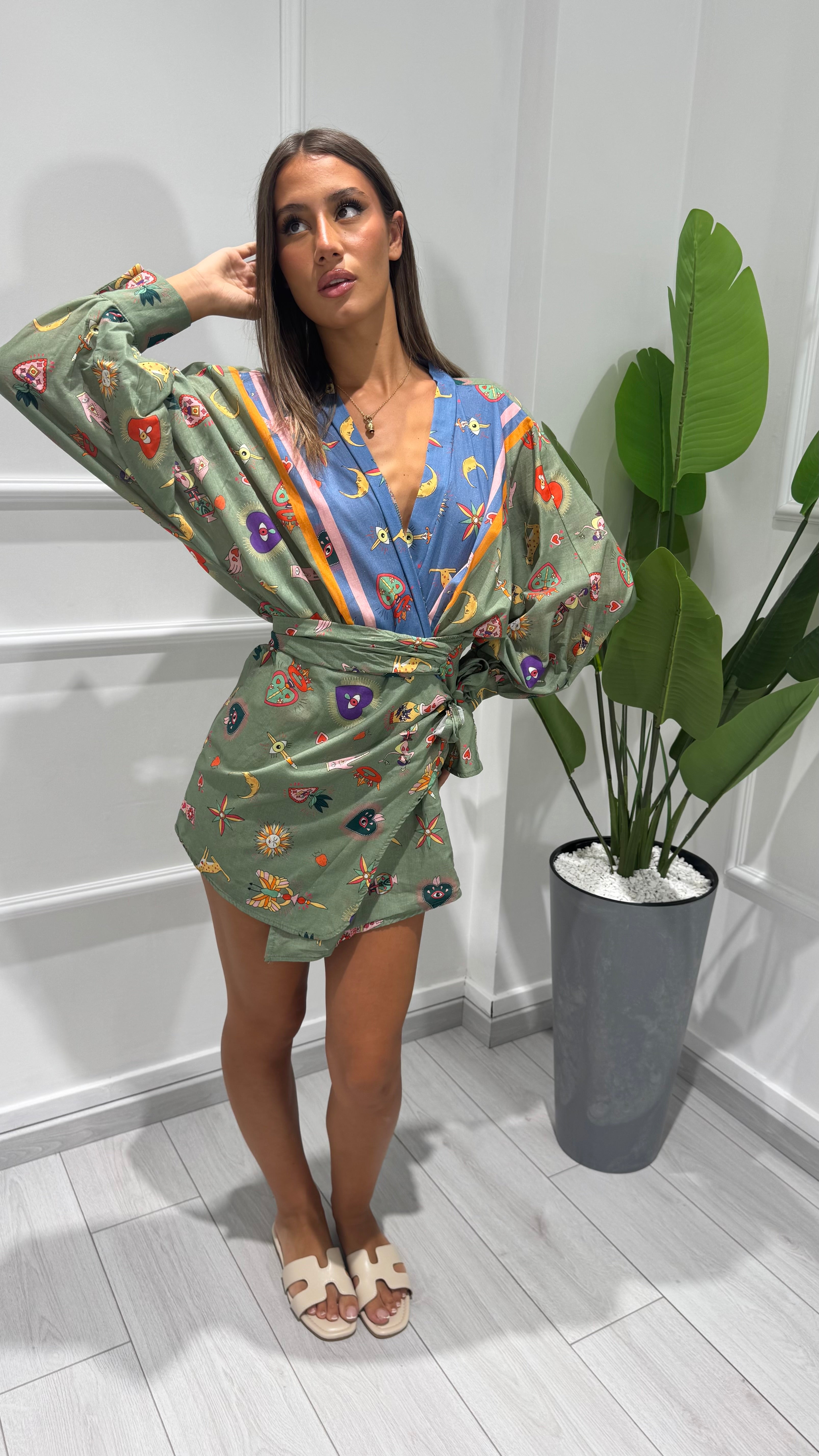 00878 kimono