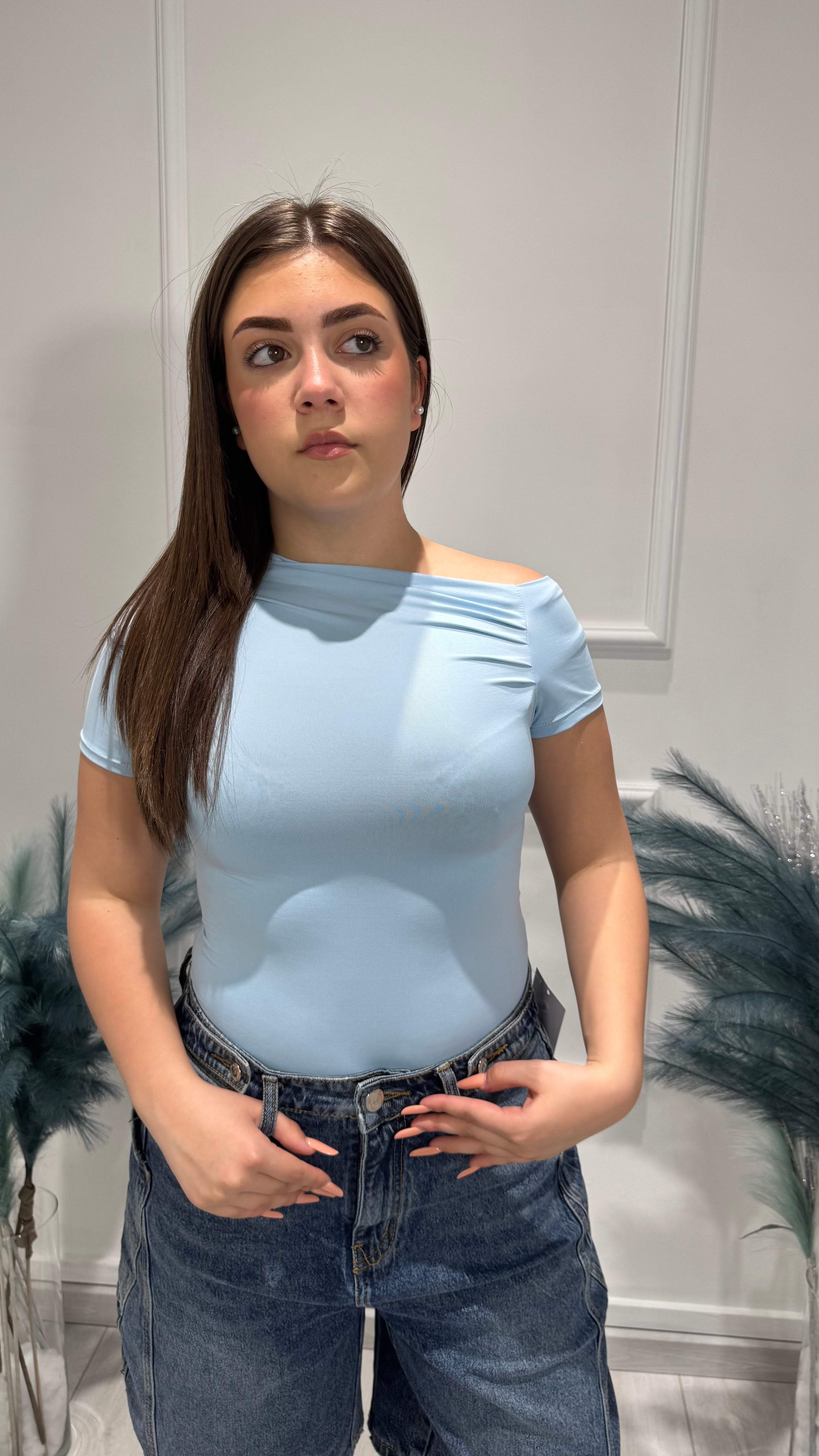 00185 body
