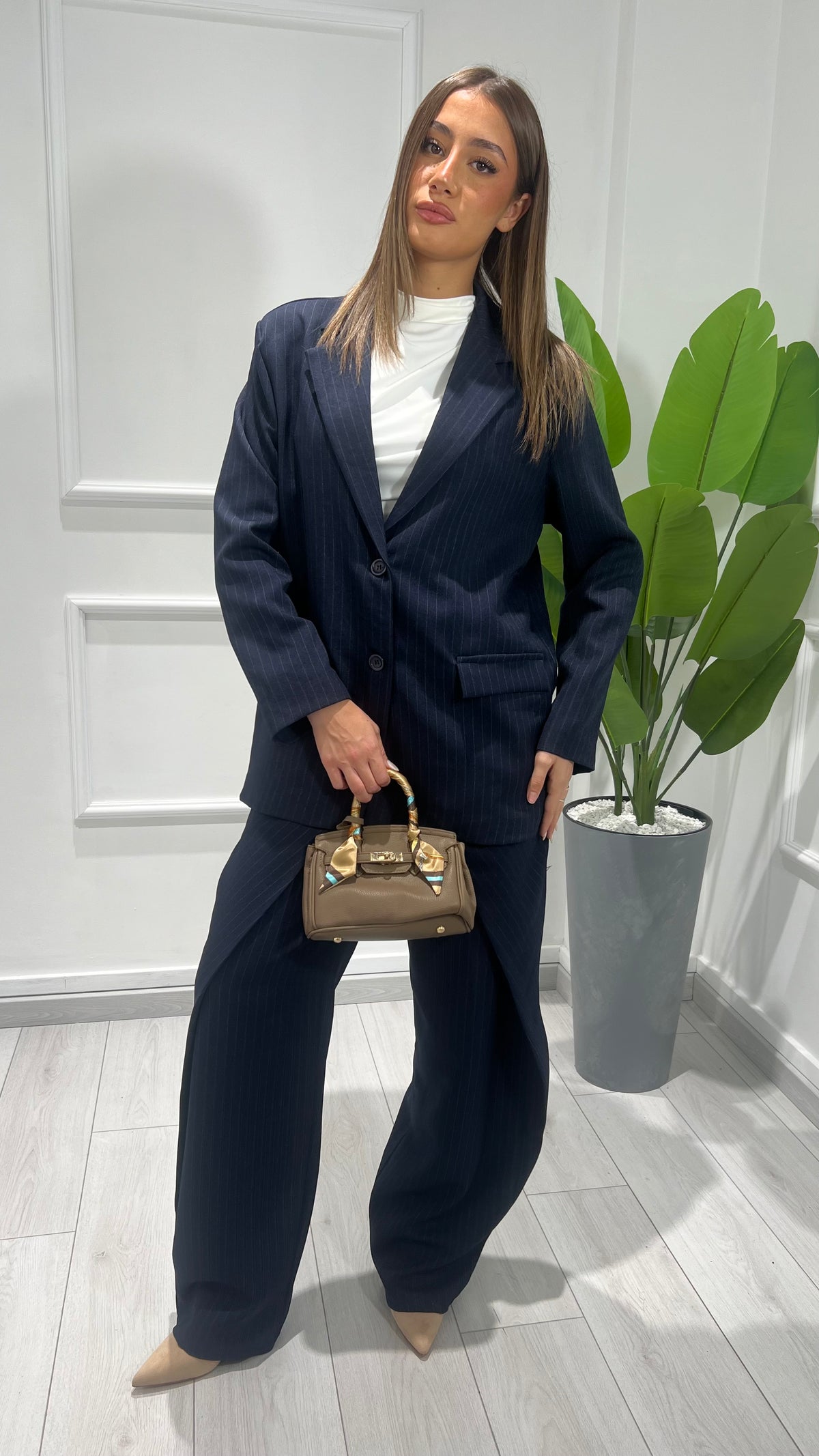 00710 tailleur
