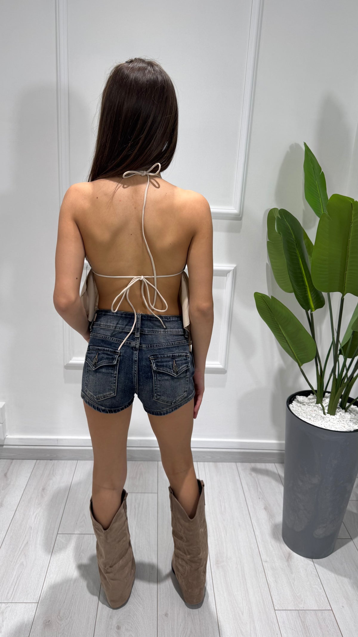 00233 top
