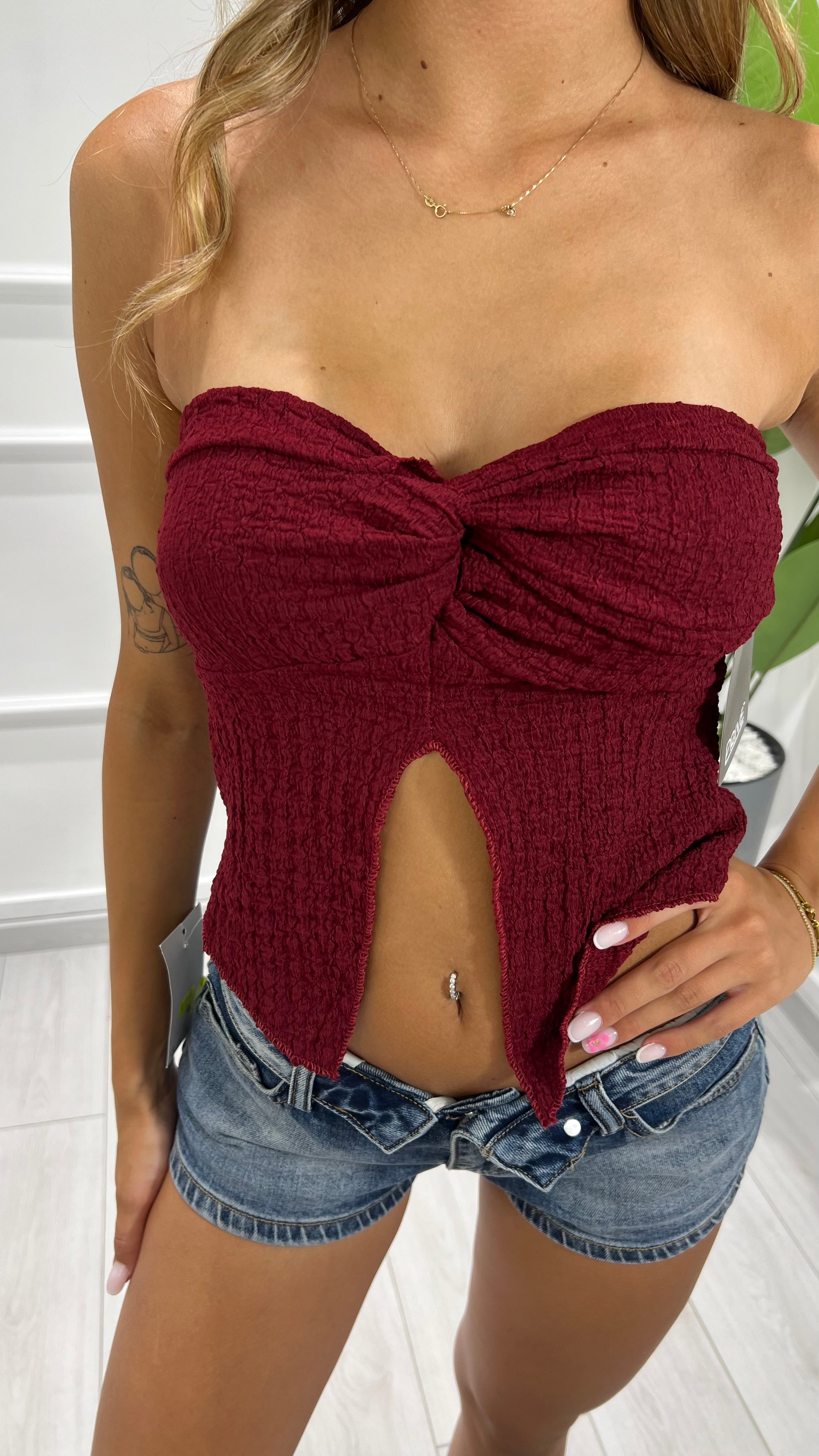 00584 top