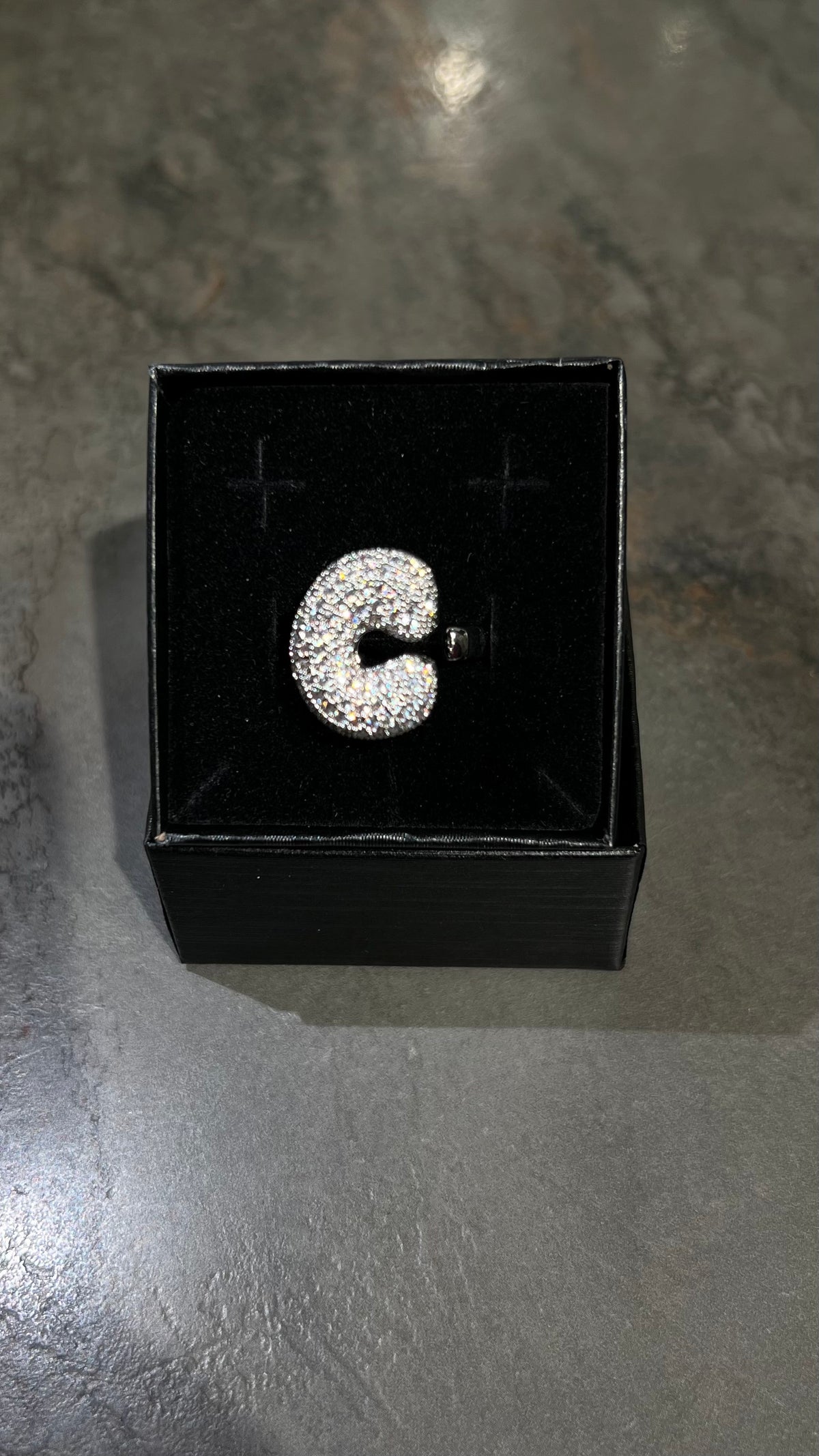Anello lettera