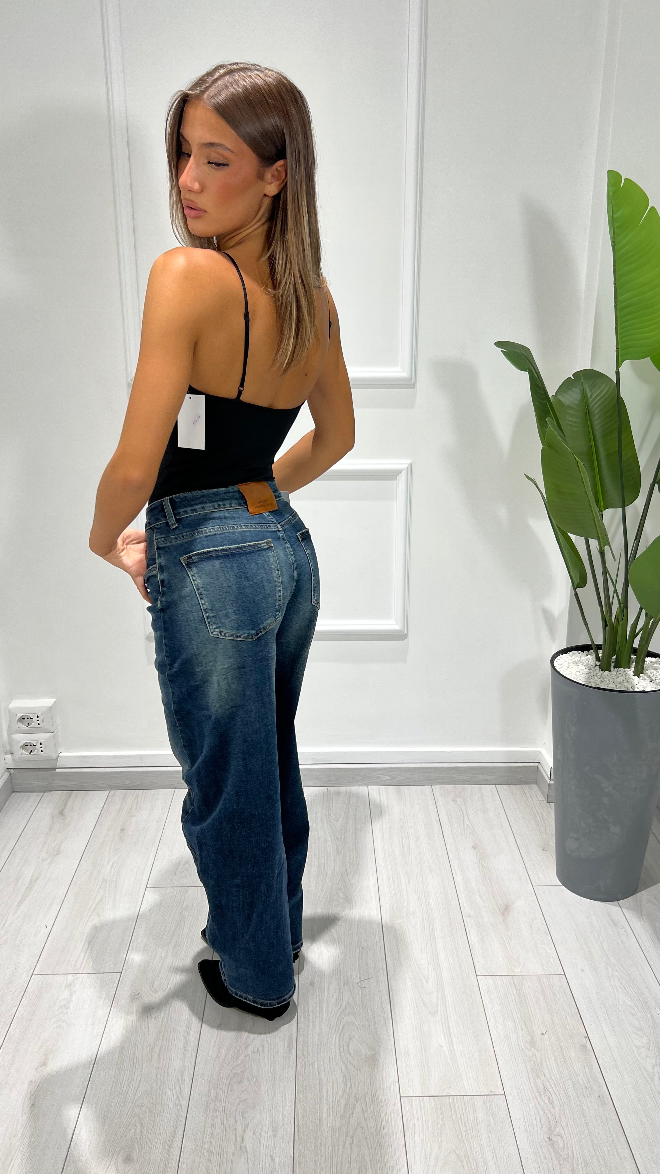 00244 jeans