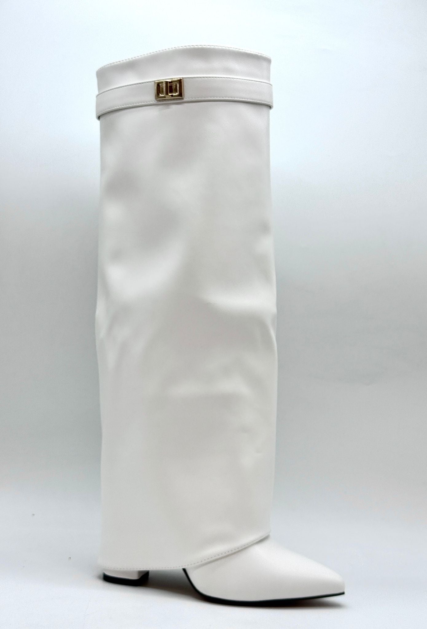 00235  stivale