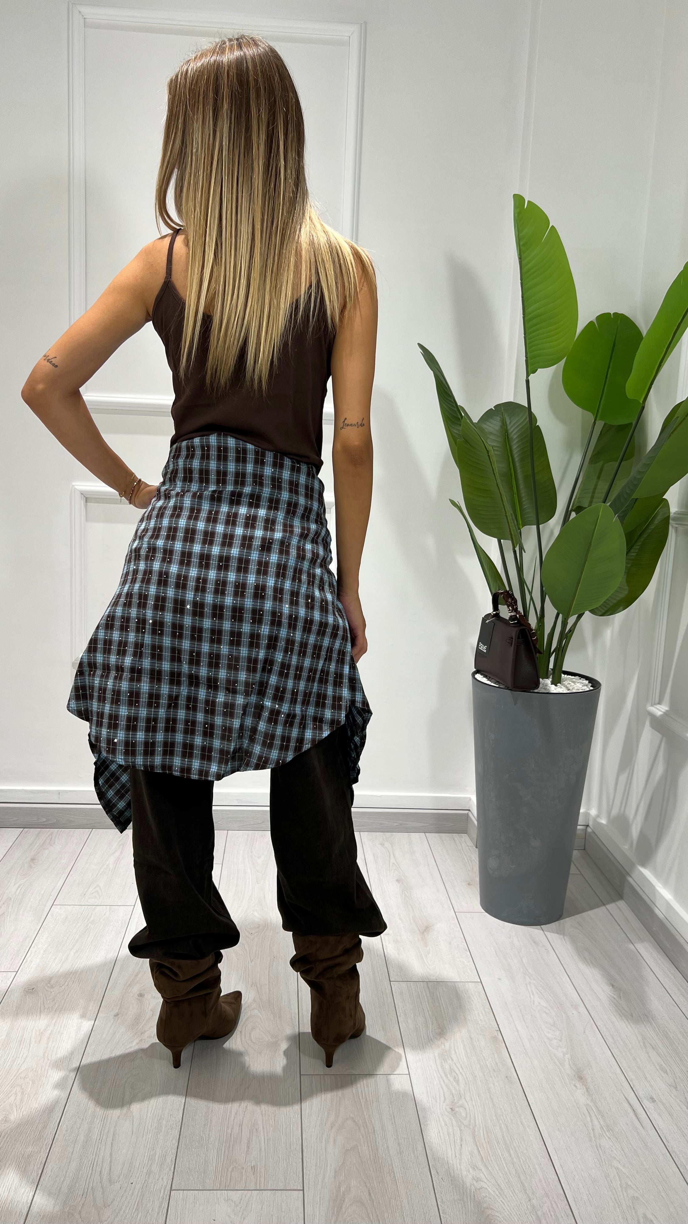 00323 set camicia