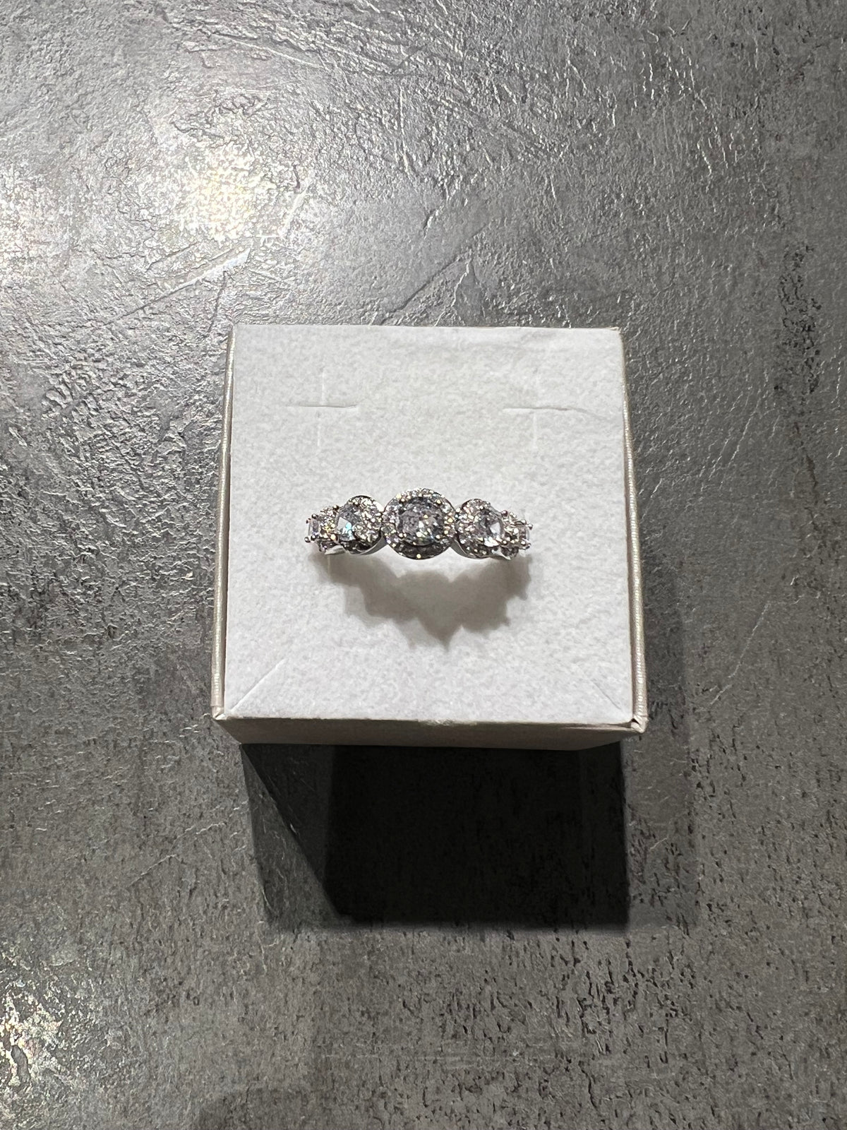 Anello modello Swarovski