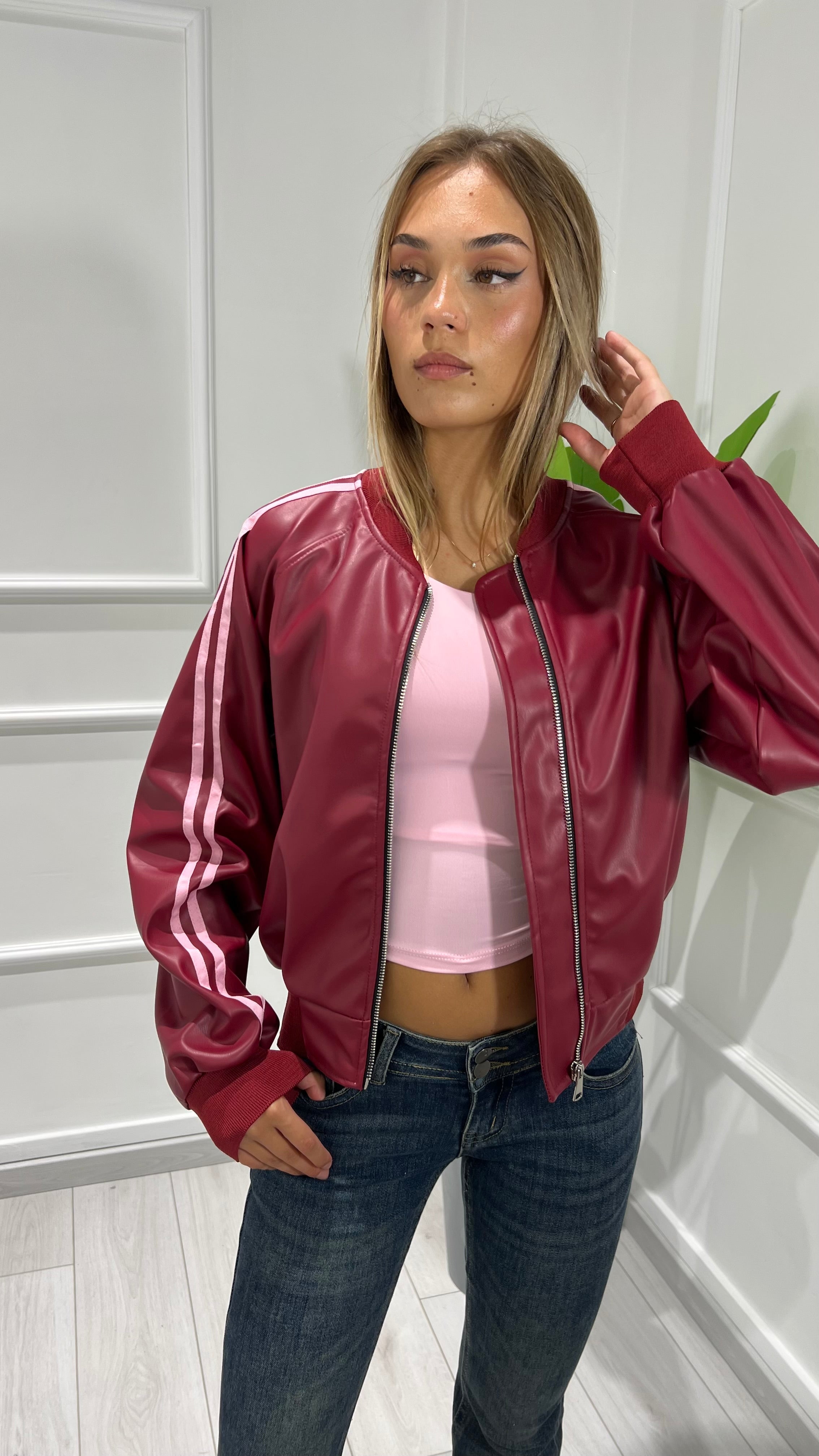 00438 bomber