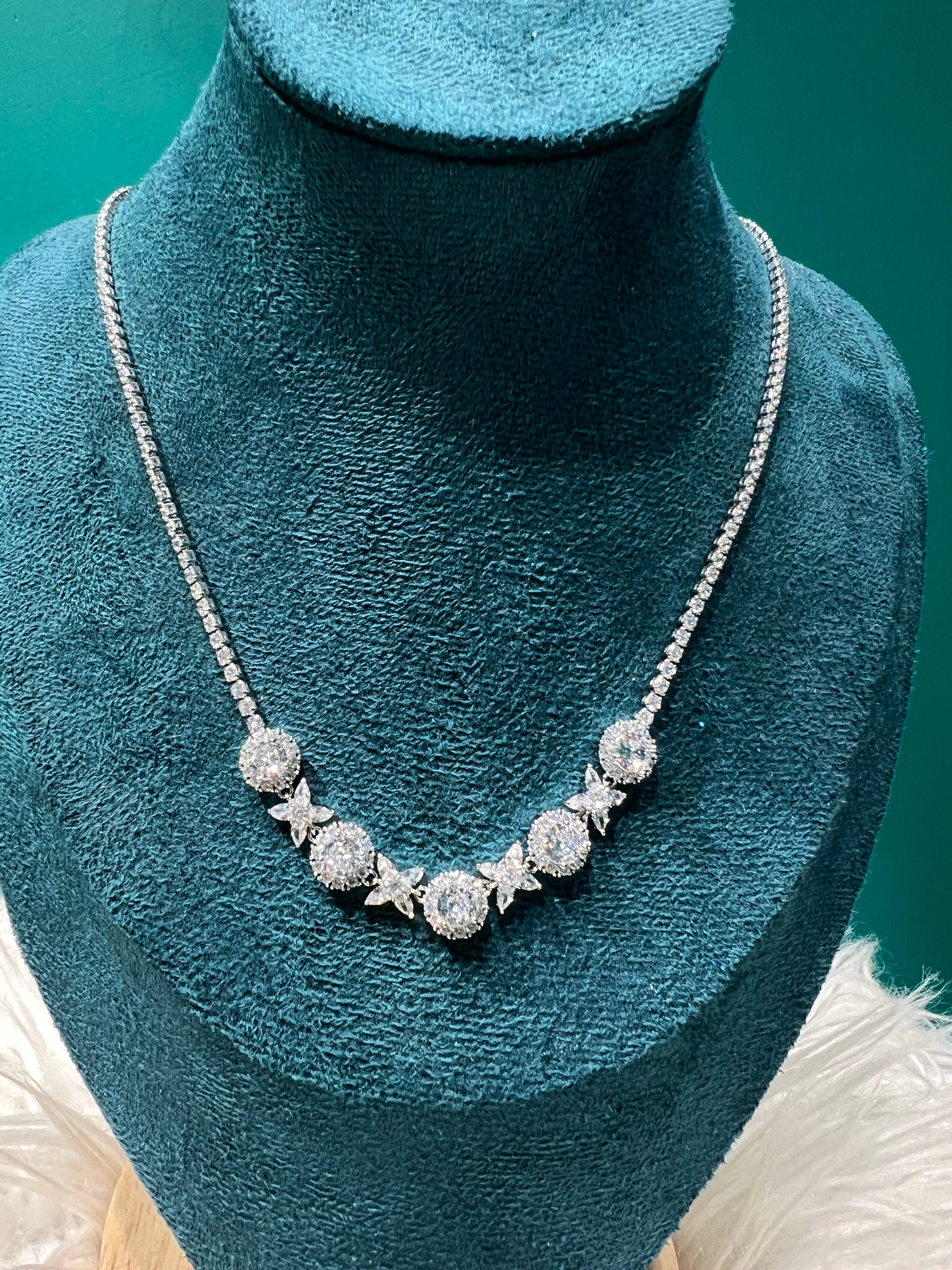 00642 collana