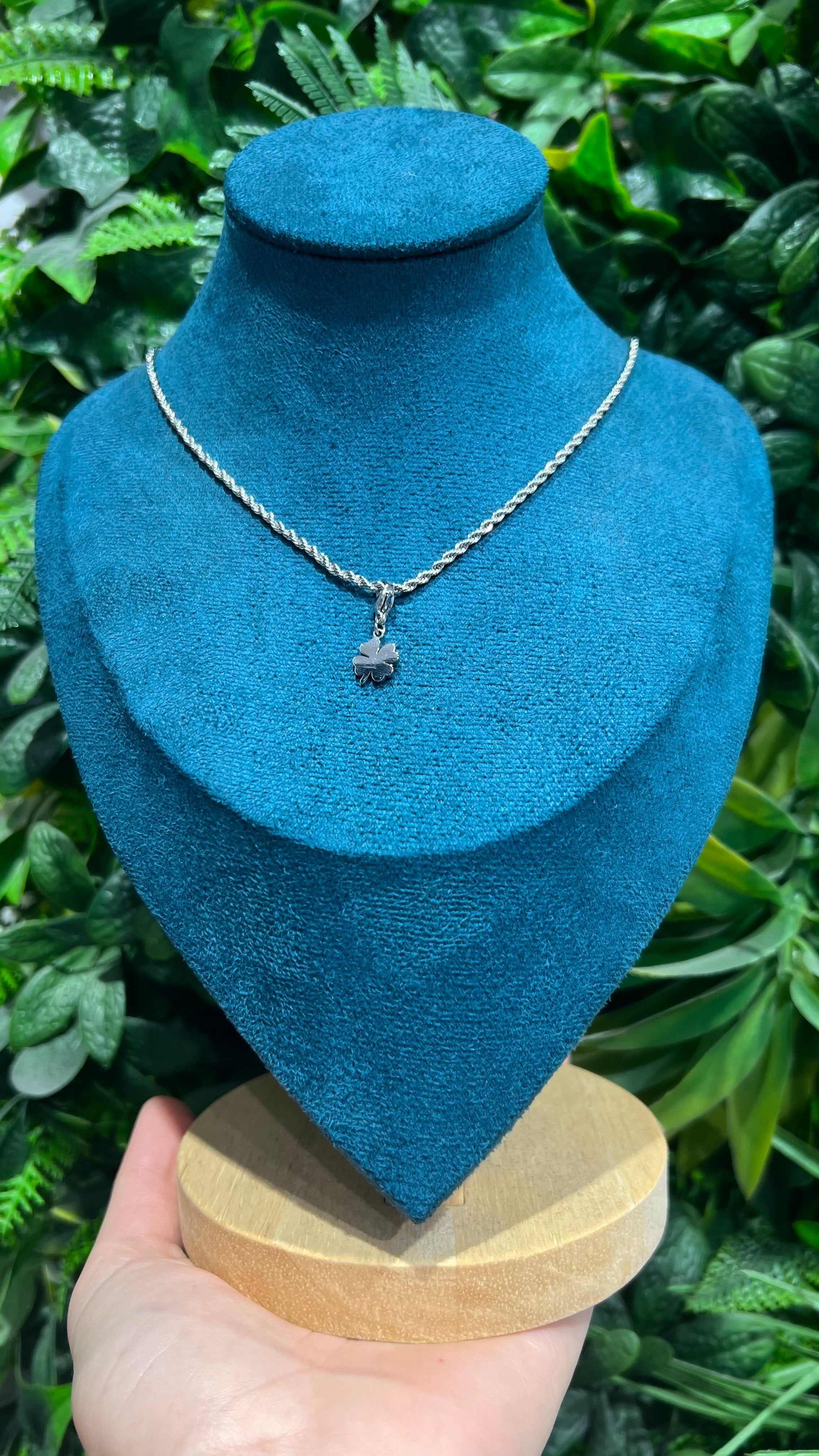00106 collana