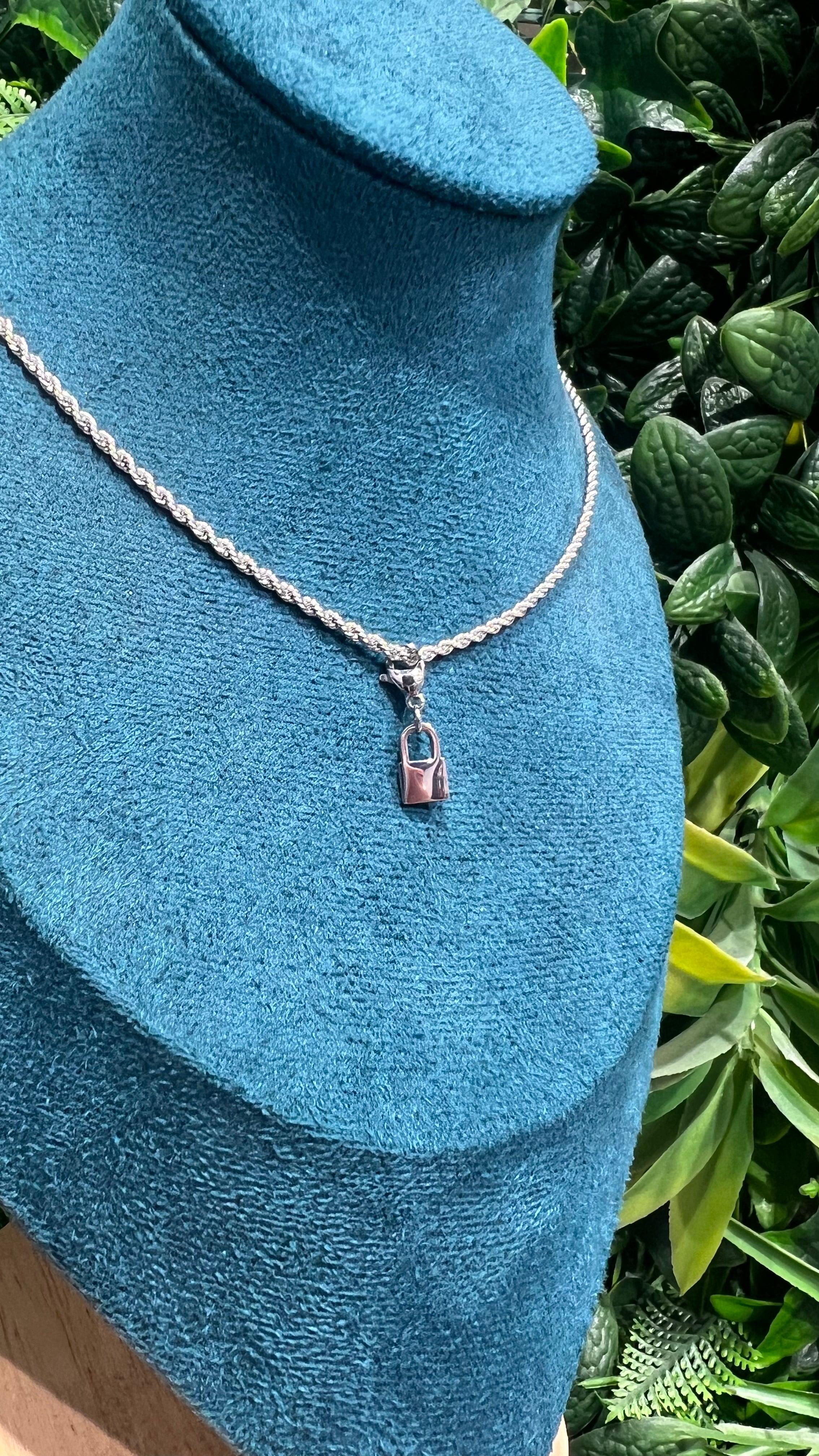 00106 collana