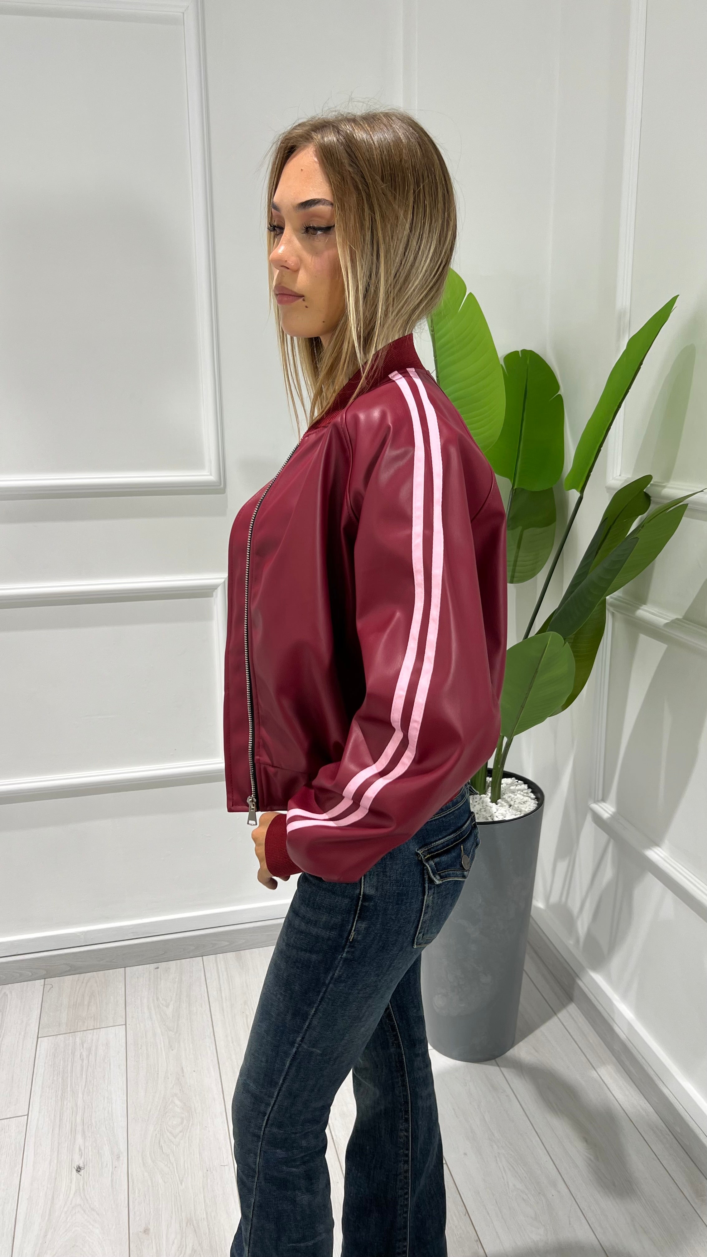 00438 bomber