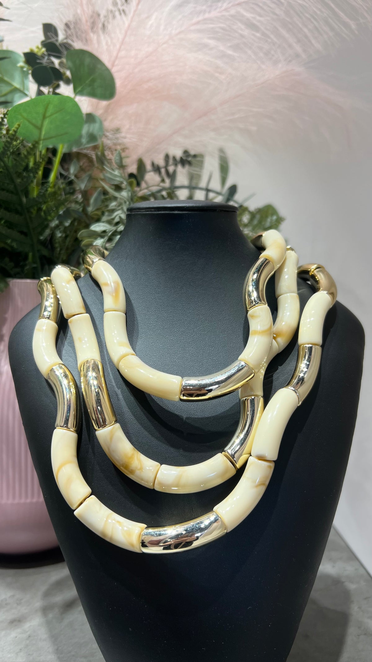 00573 collana