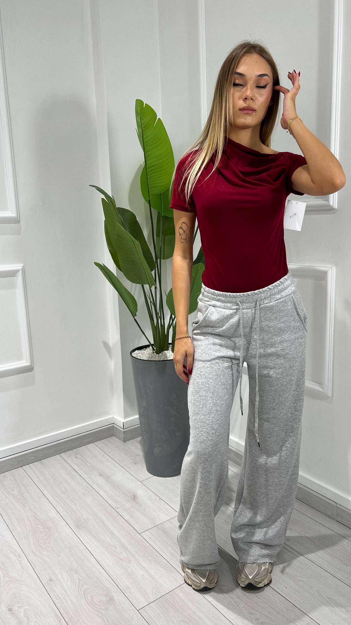 00830 body