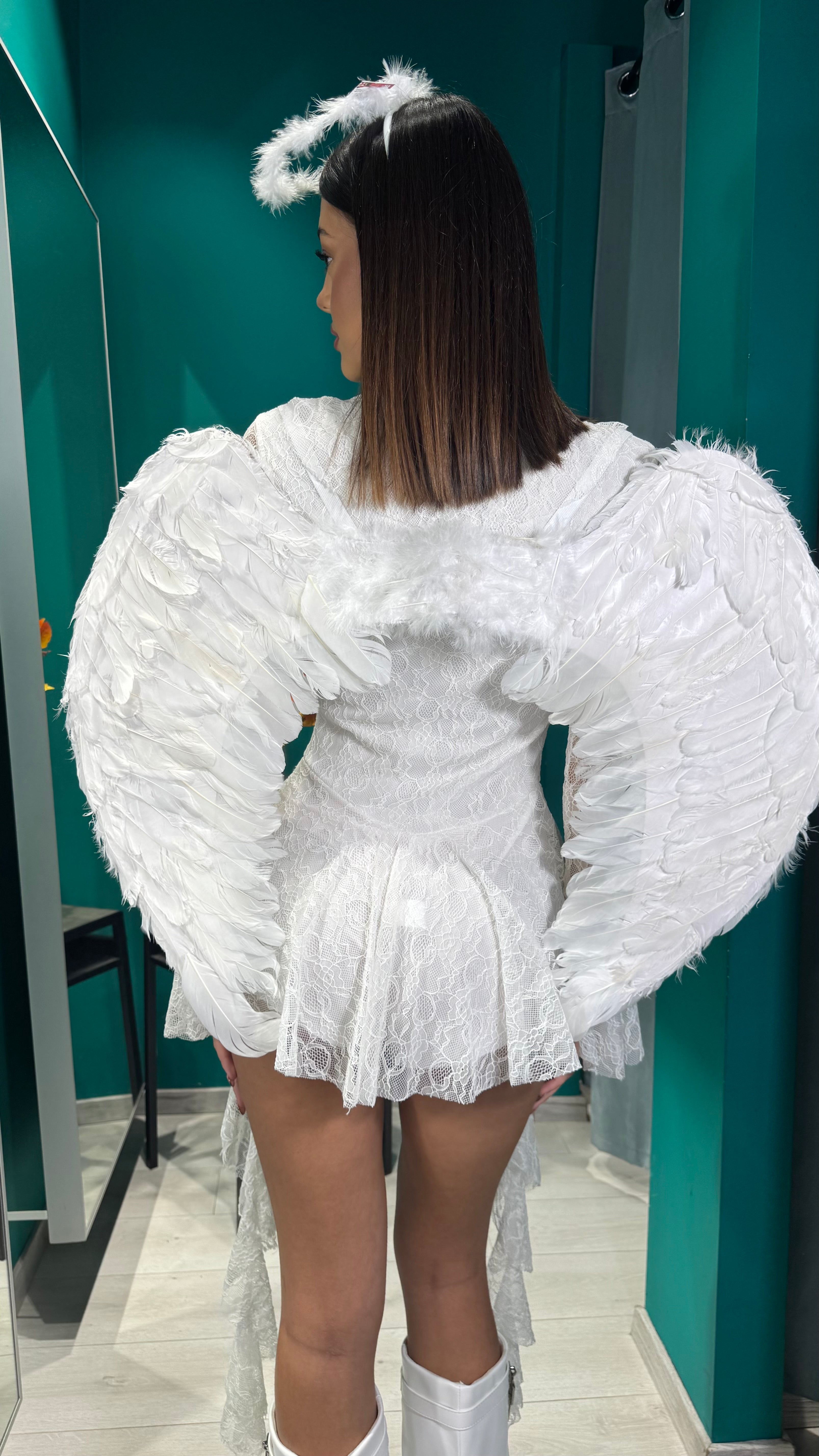 00853 tutina