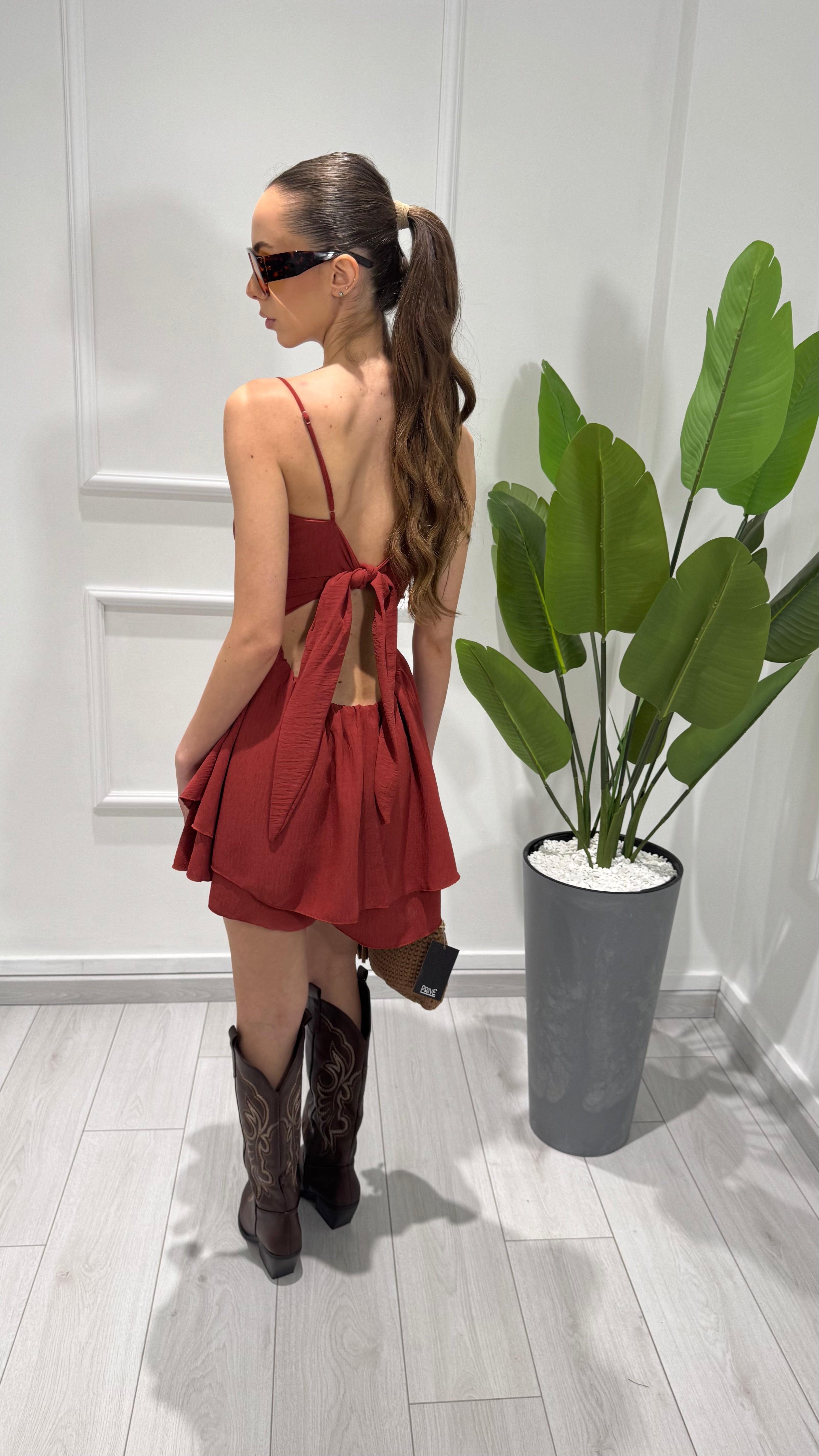00369 tutina