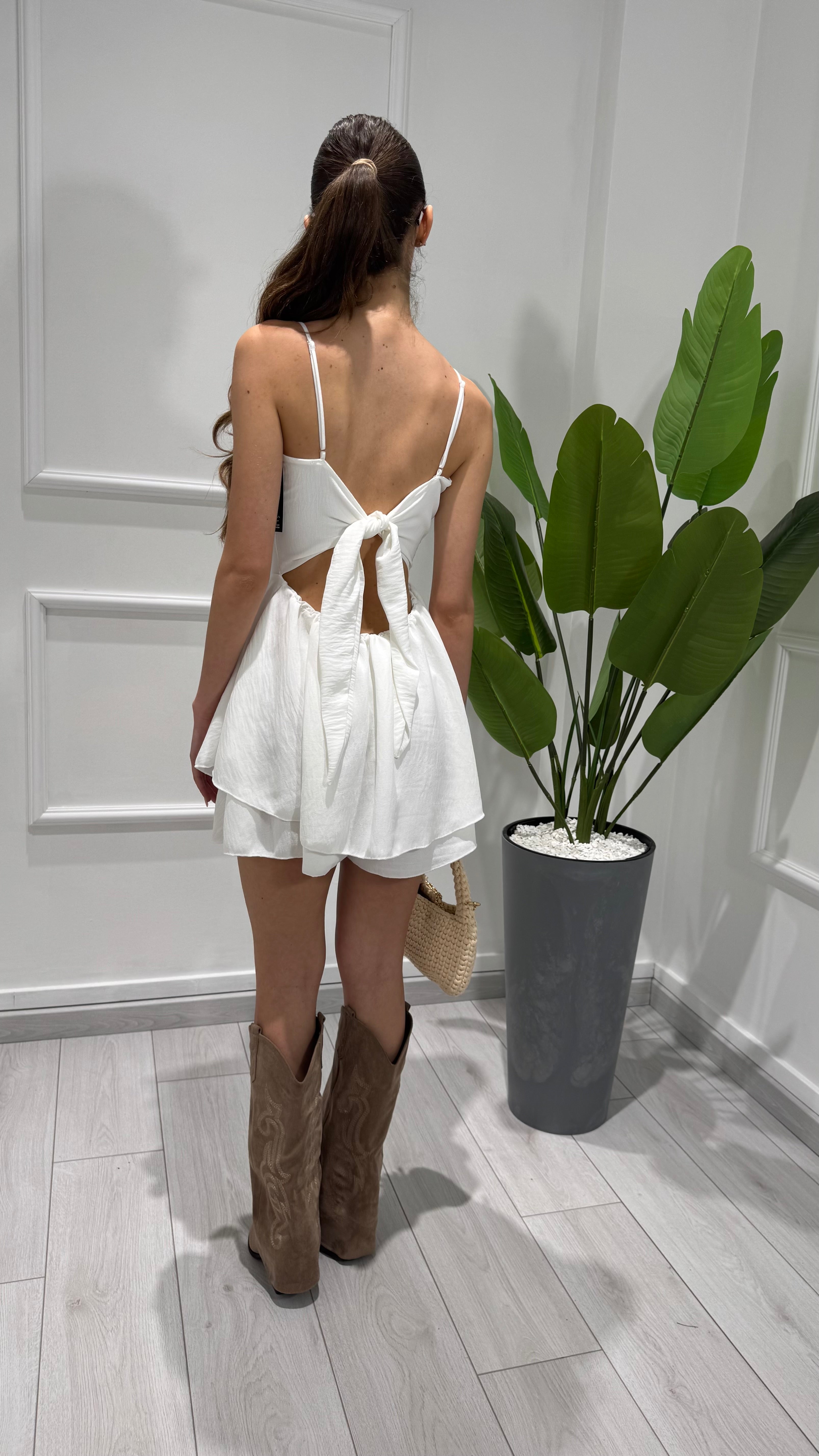 00369 tutina