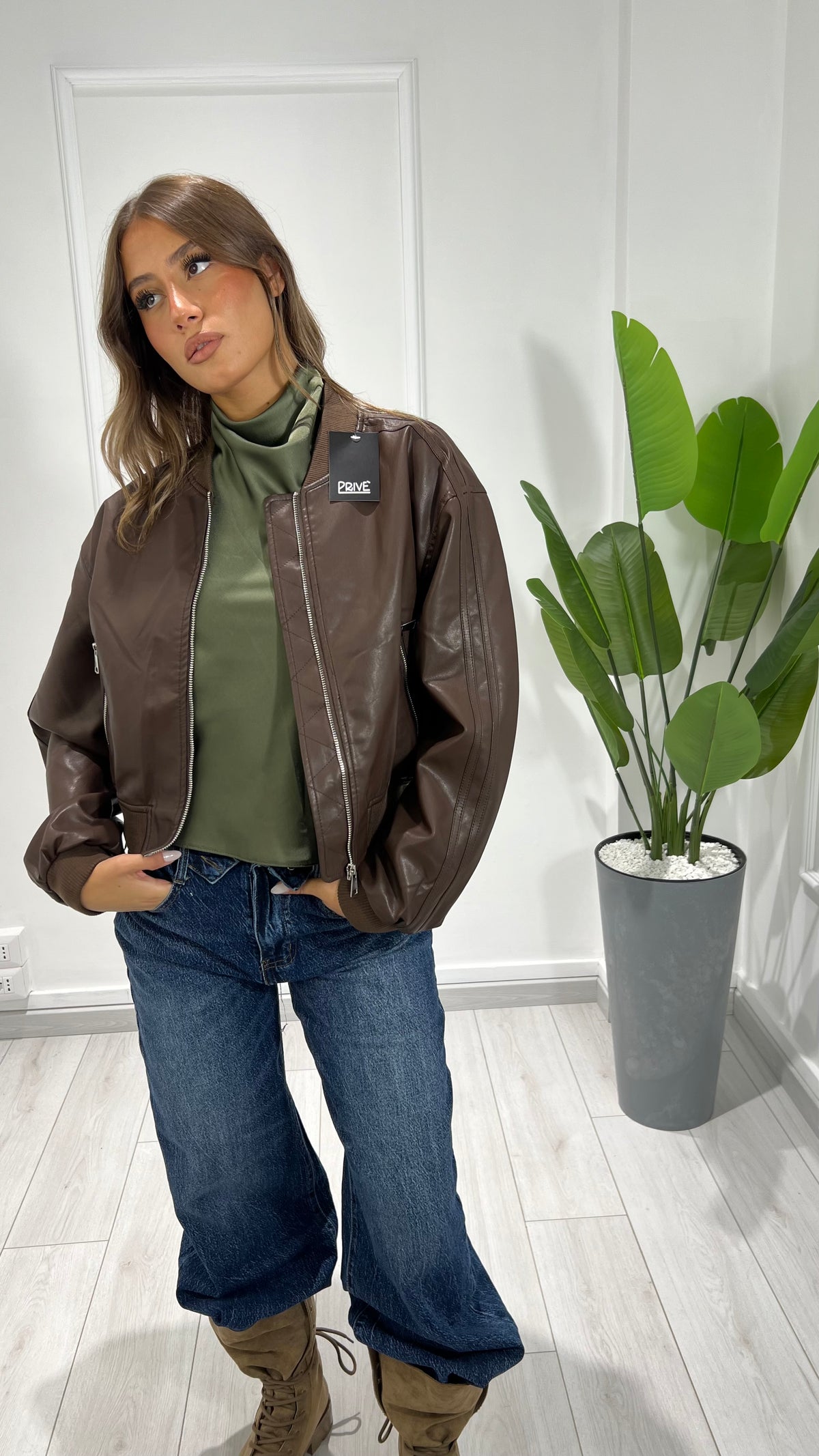 00584 bomber