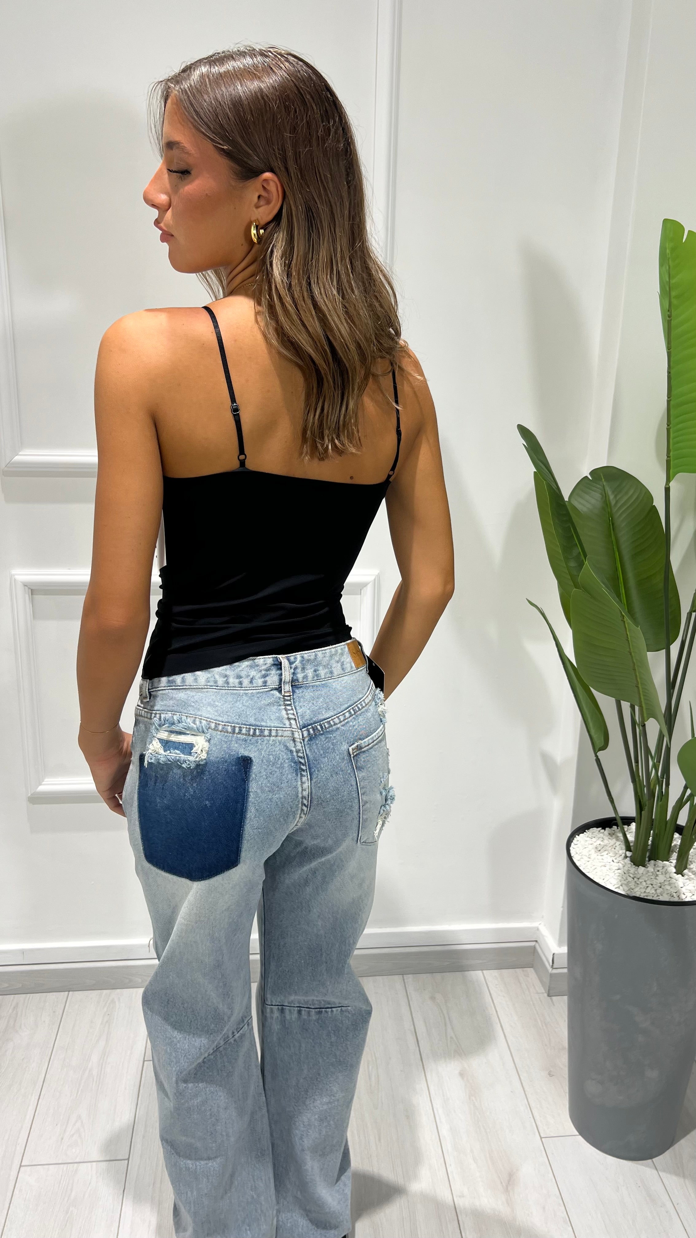 00848 top