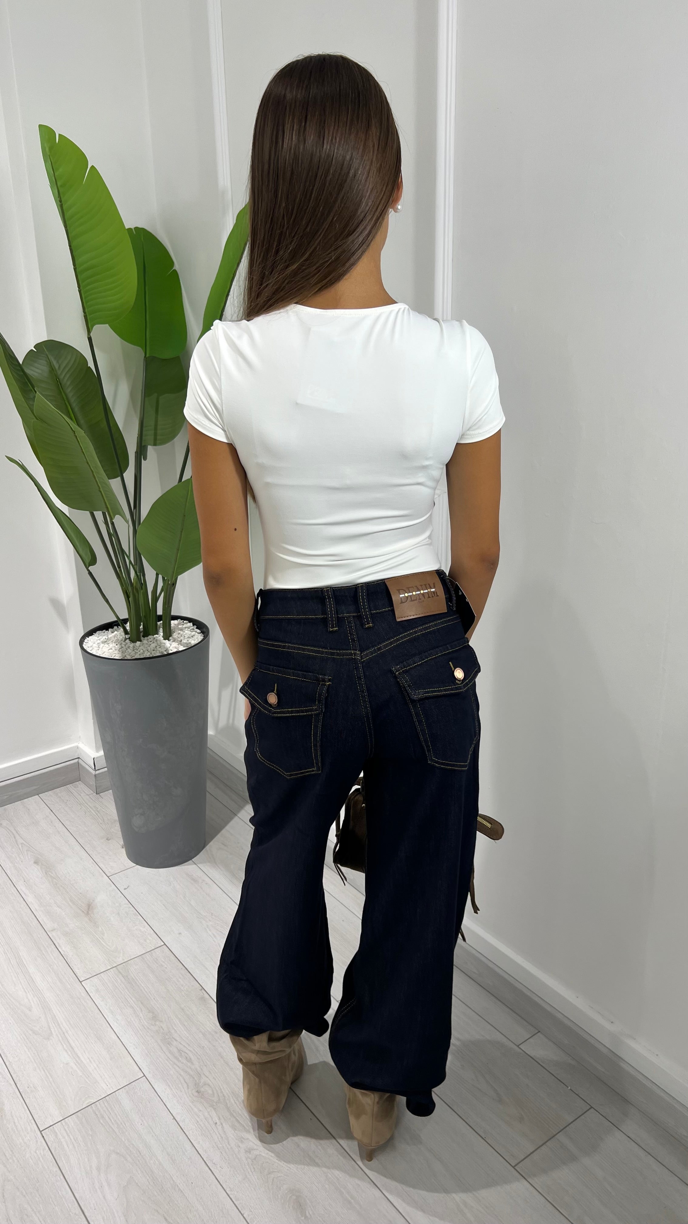 00734 body