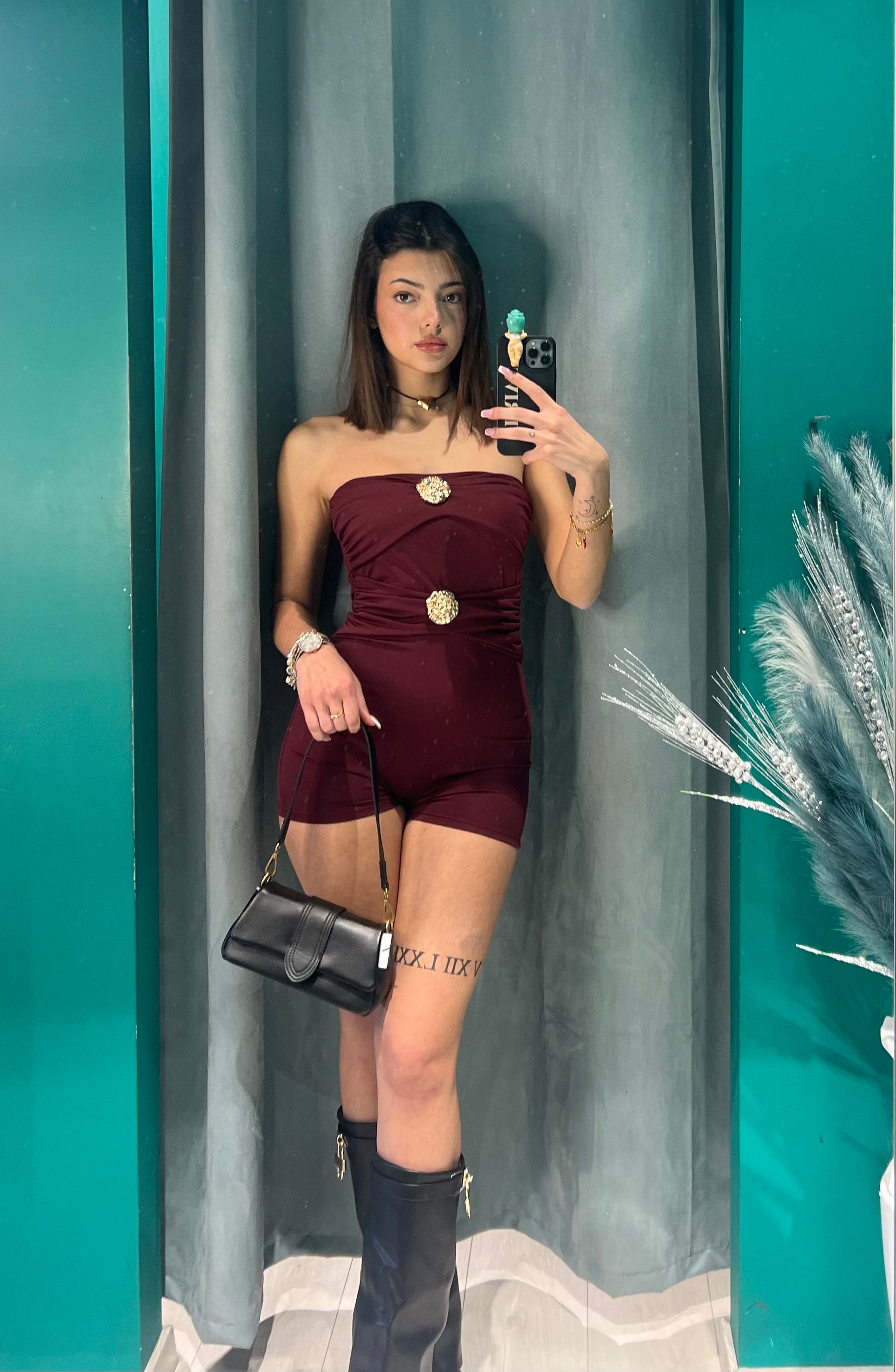 00717 tutina