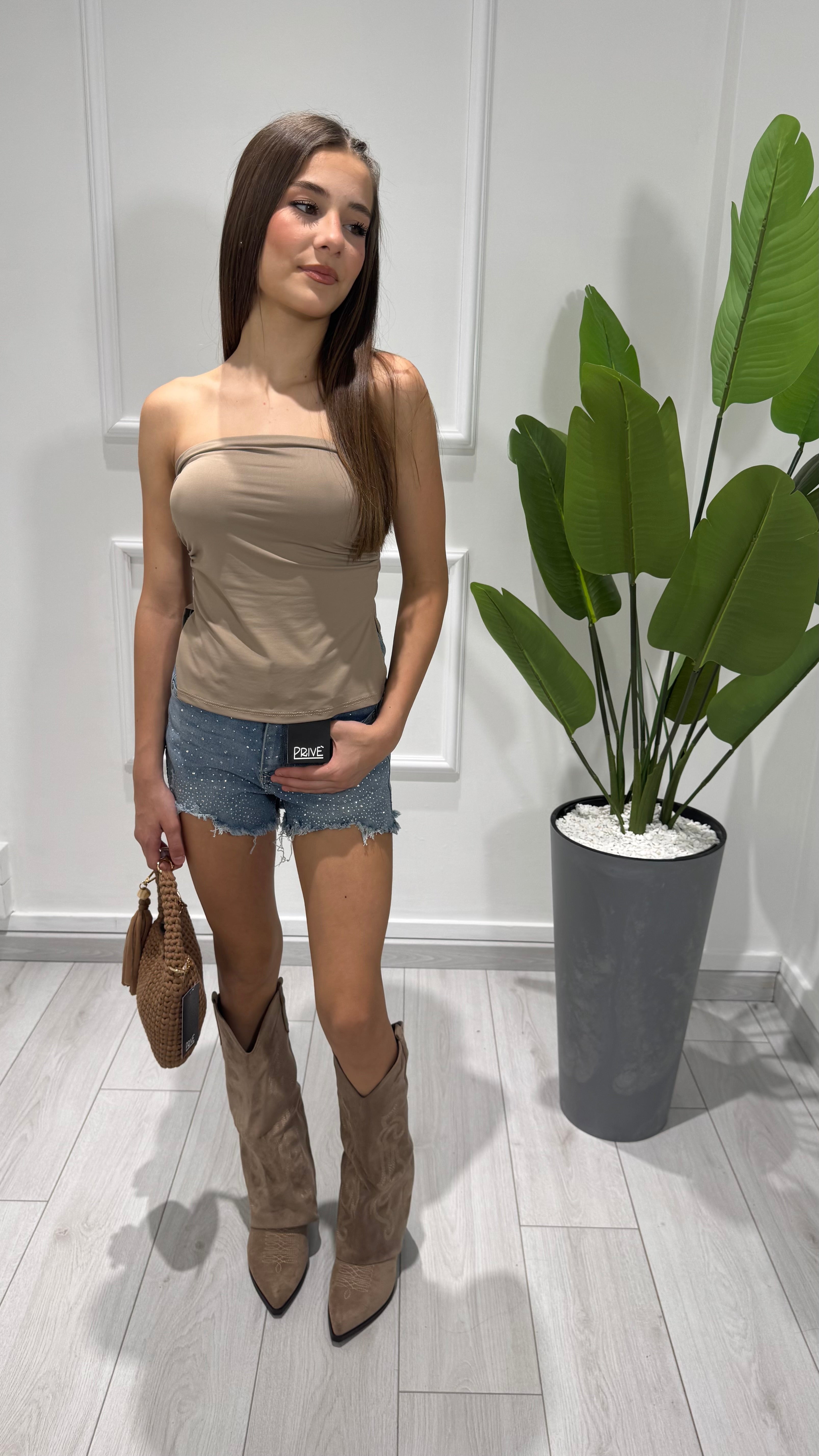00670 top