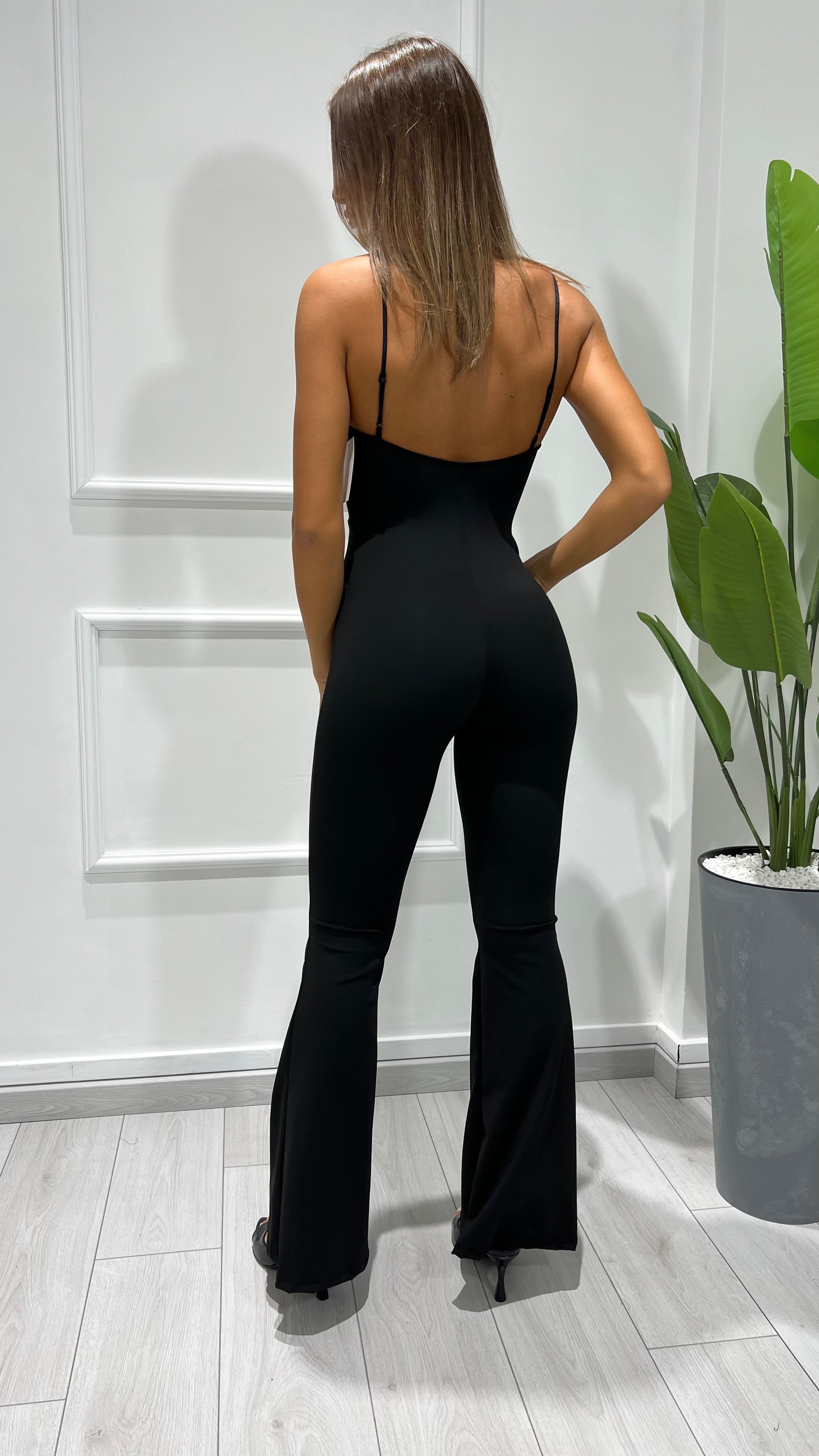 00370 tutina