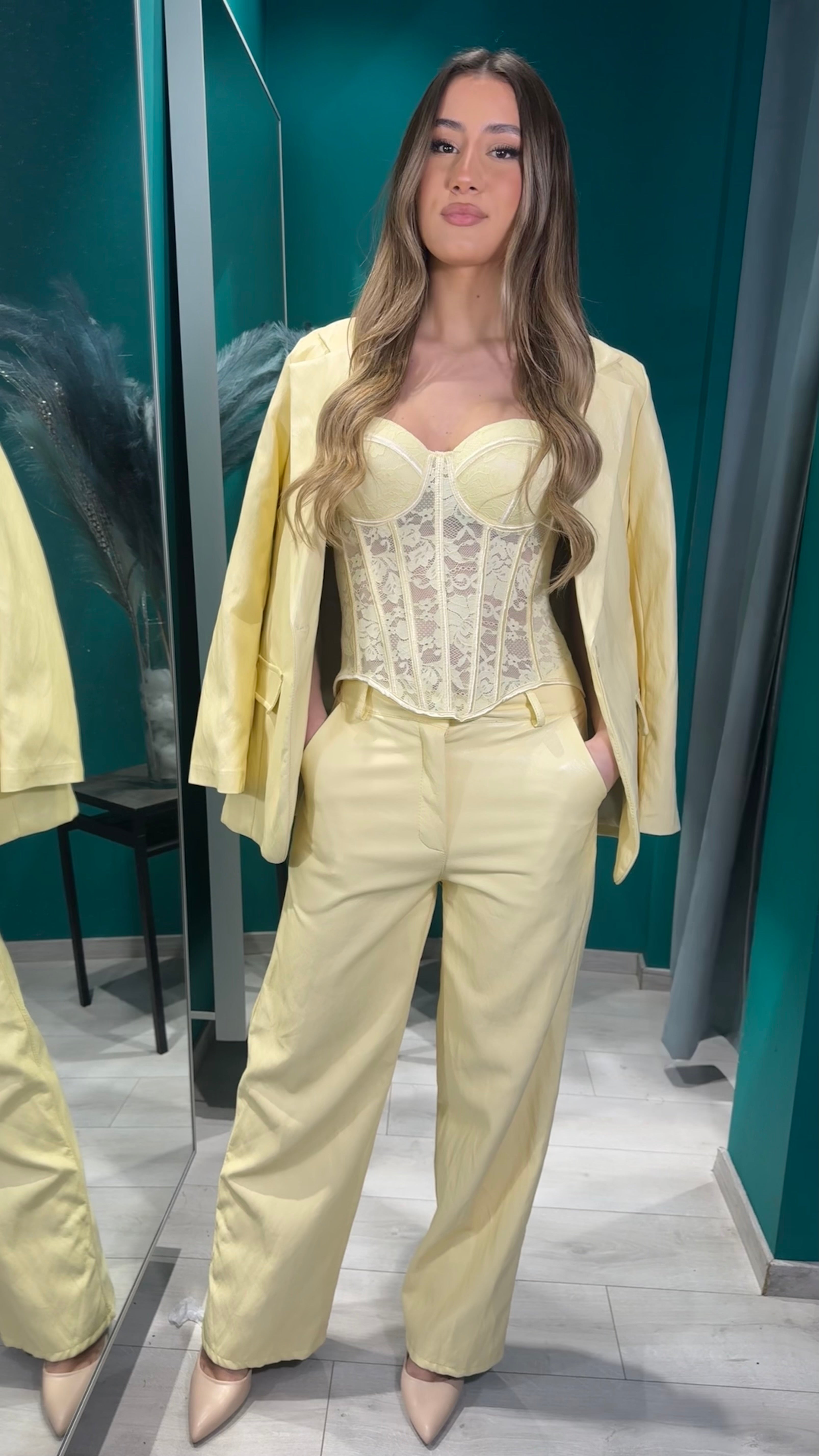 00421 tailleur