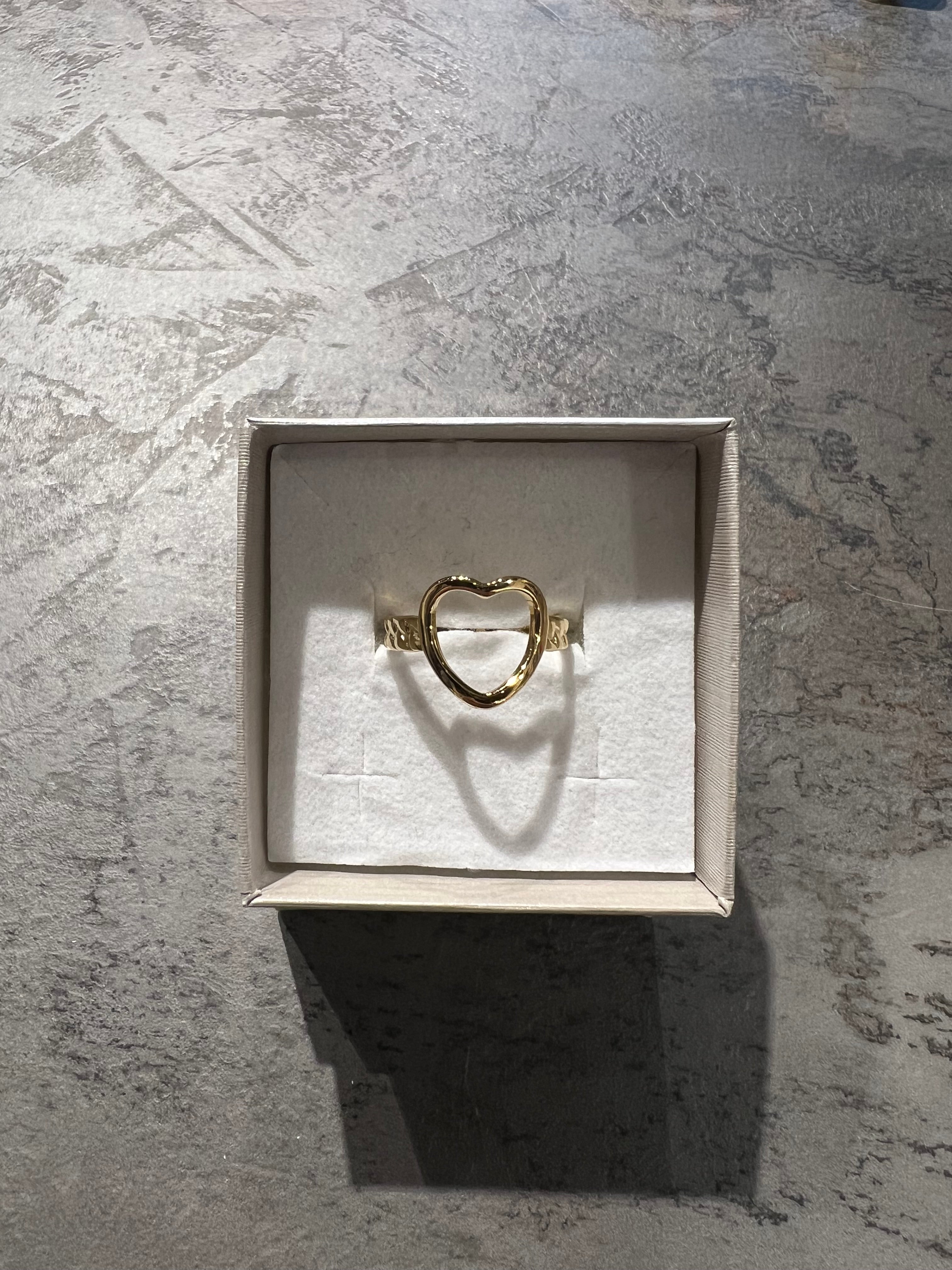 00546 anello cuore