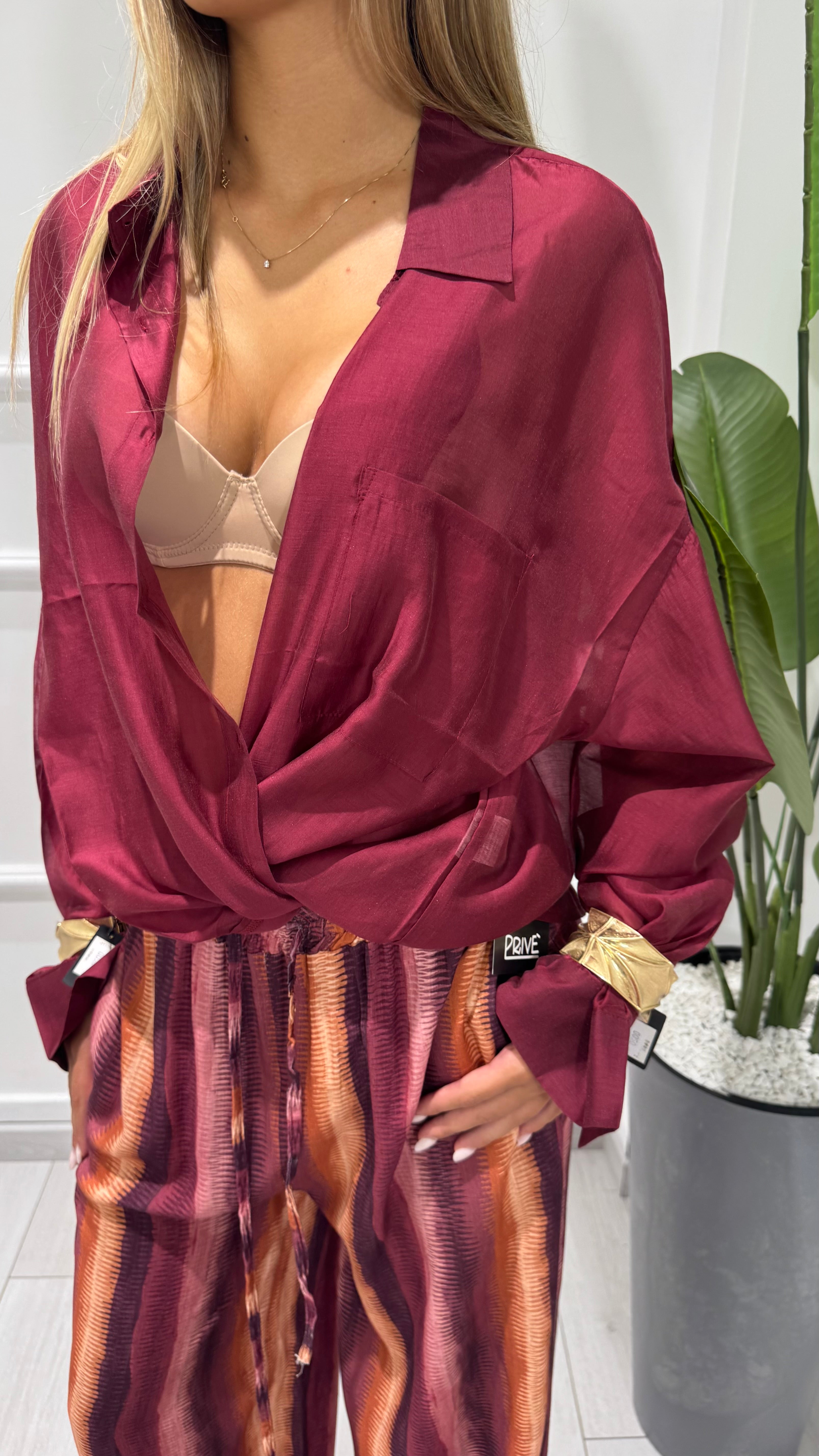 00852 camicia