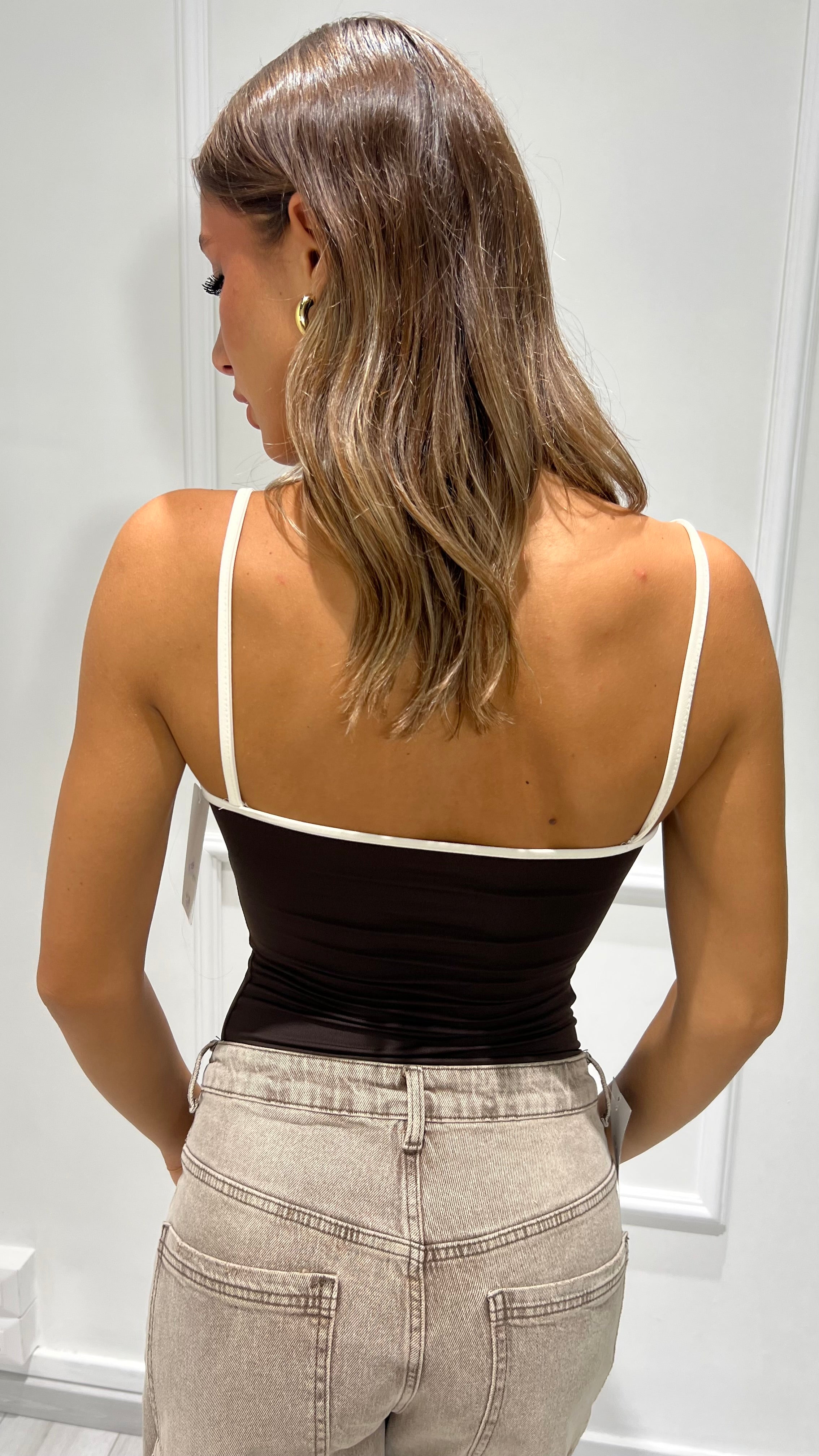 00890 top