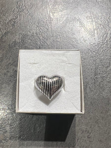 Anello cuore