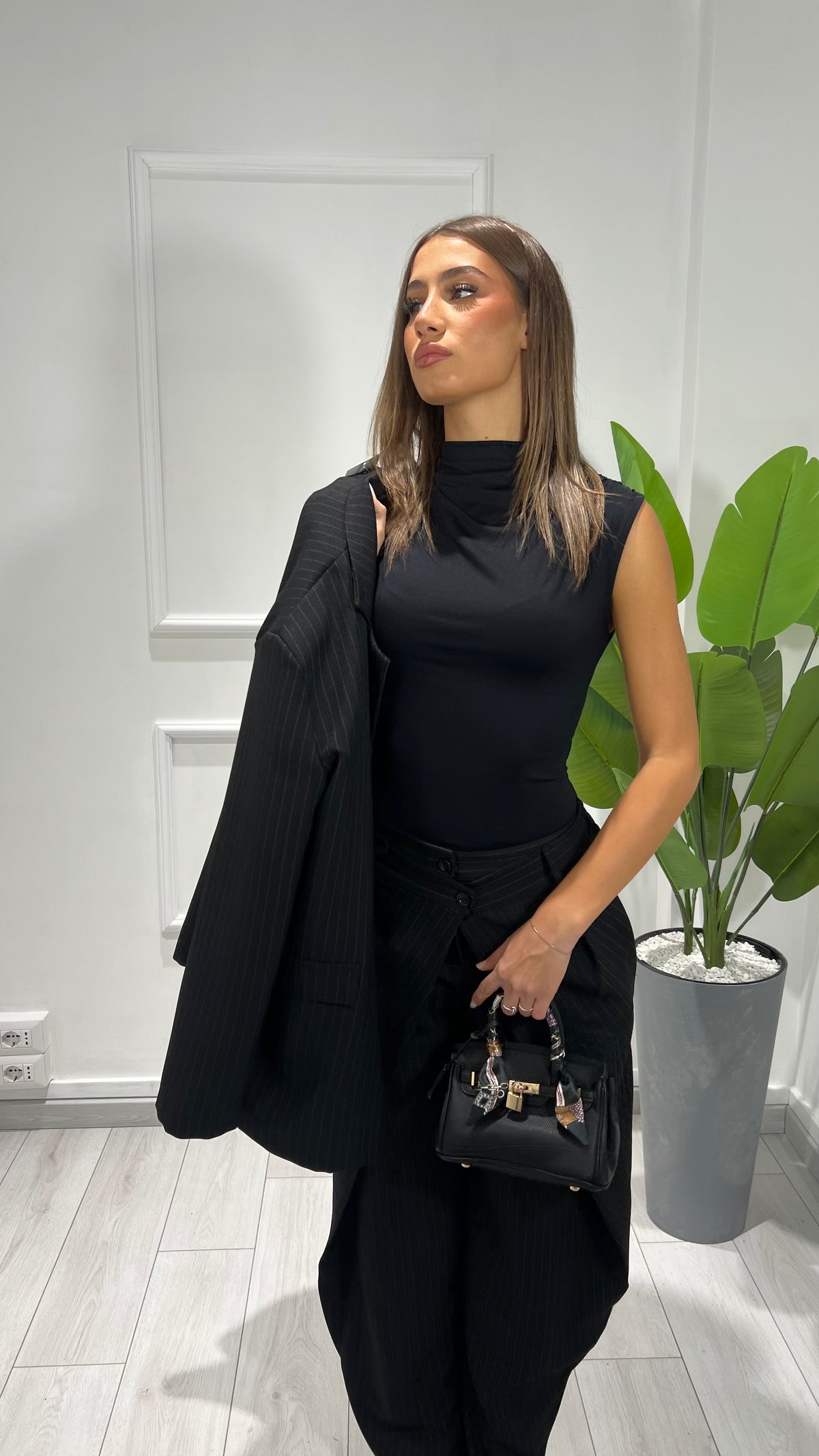00710 tailleur