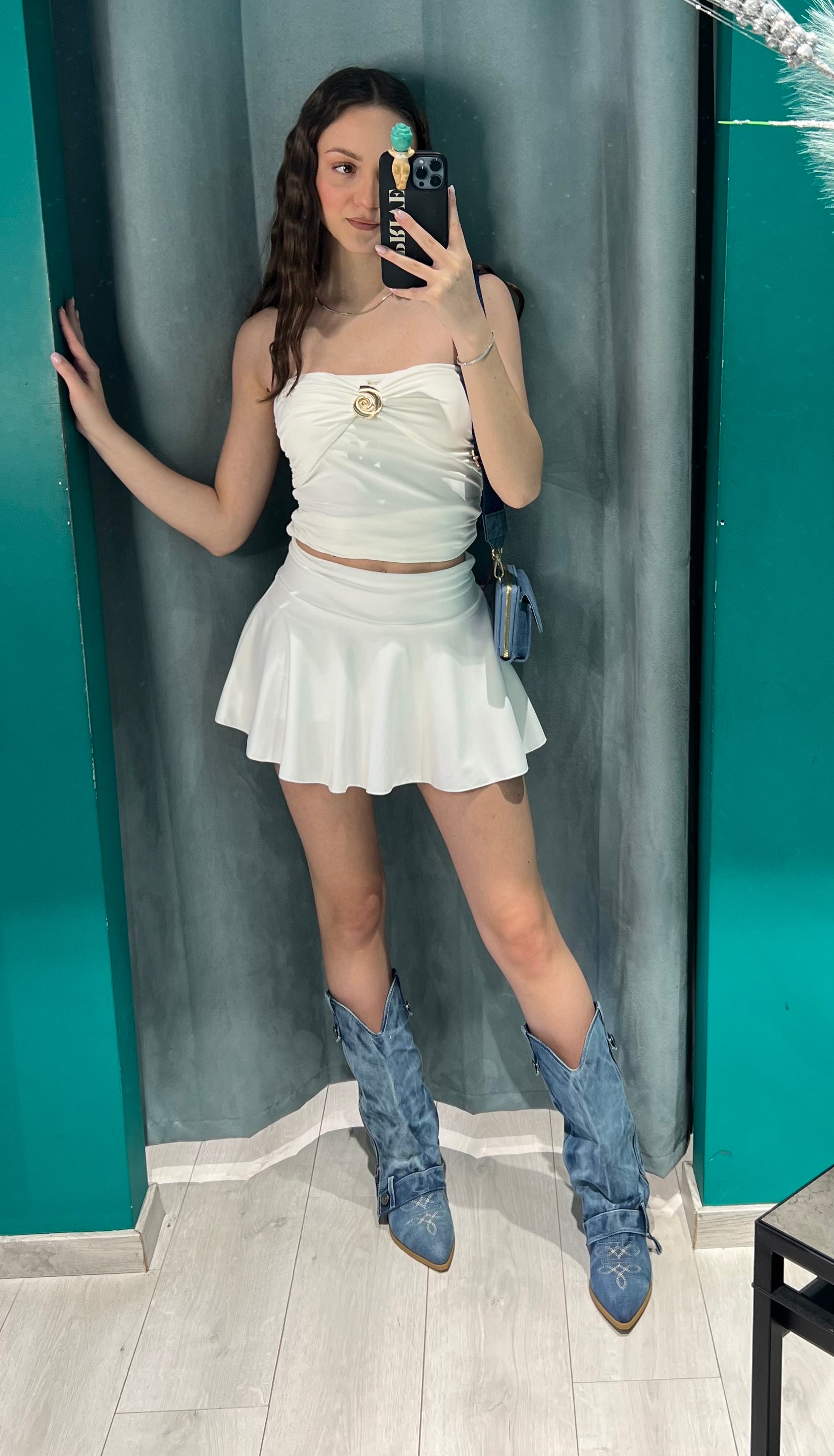 00118 top