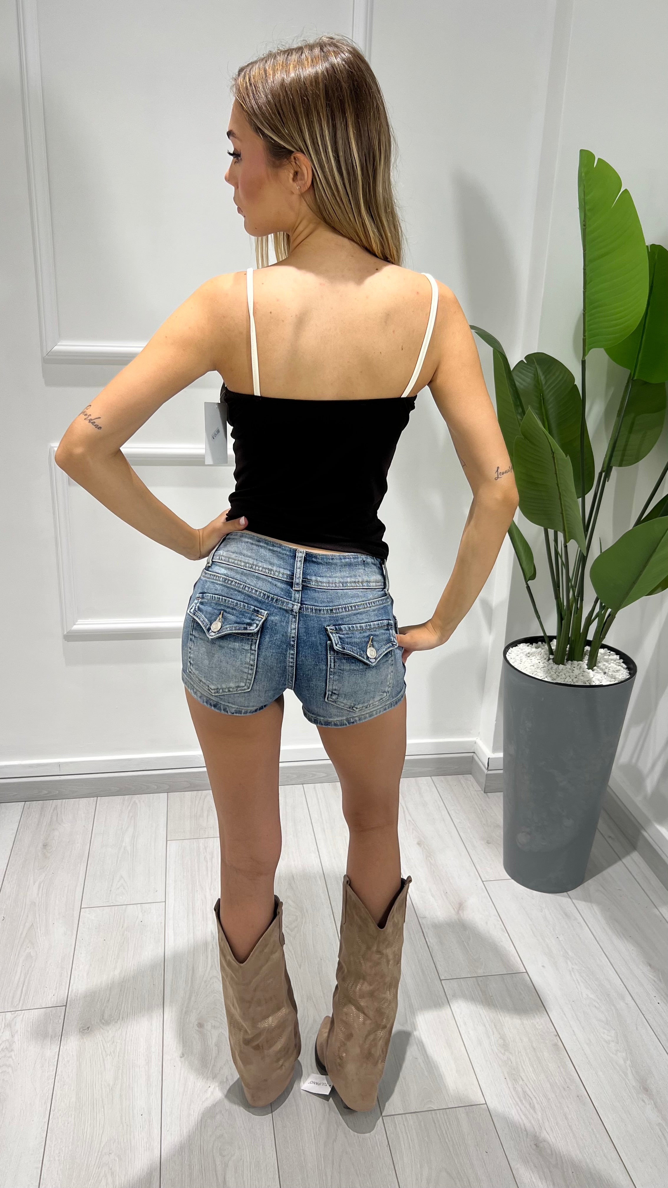 00618 top