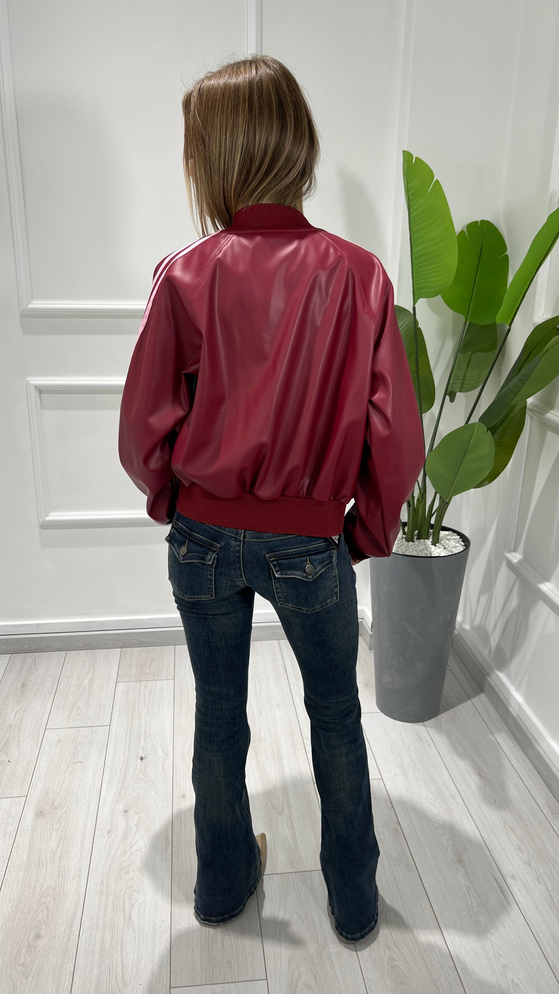00438 bomber
