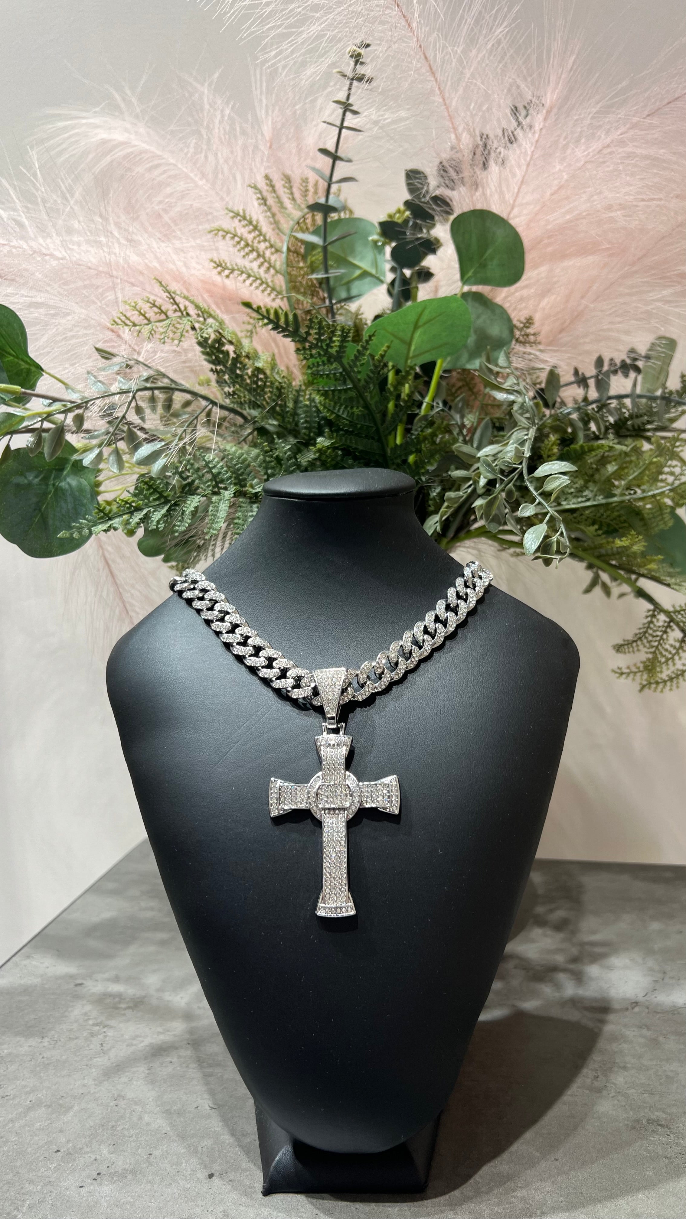 00675 collana