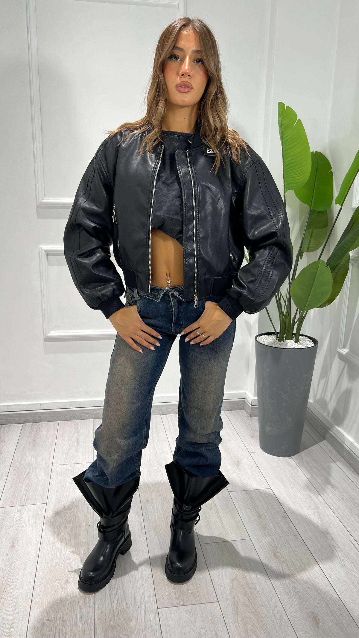 00584 bomber