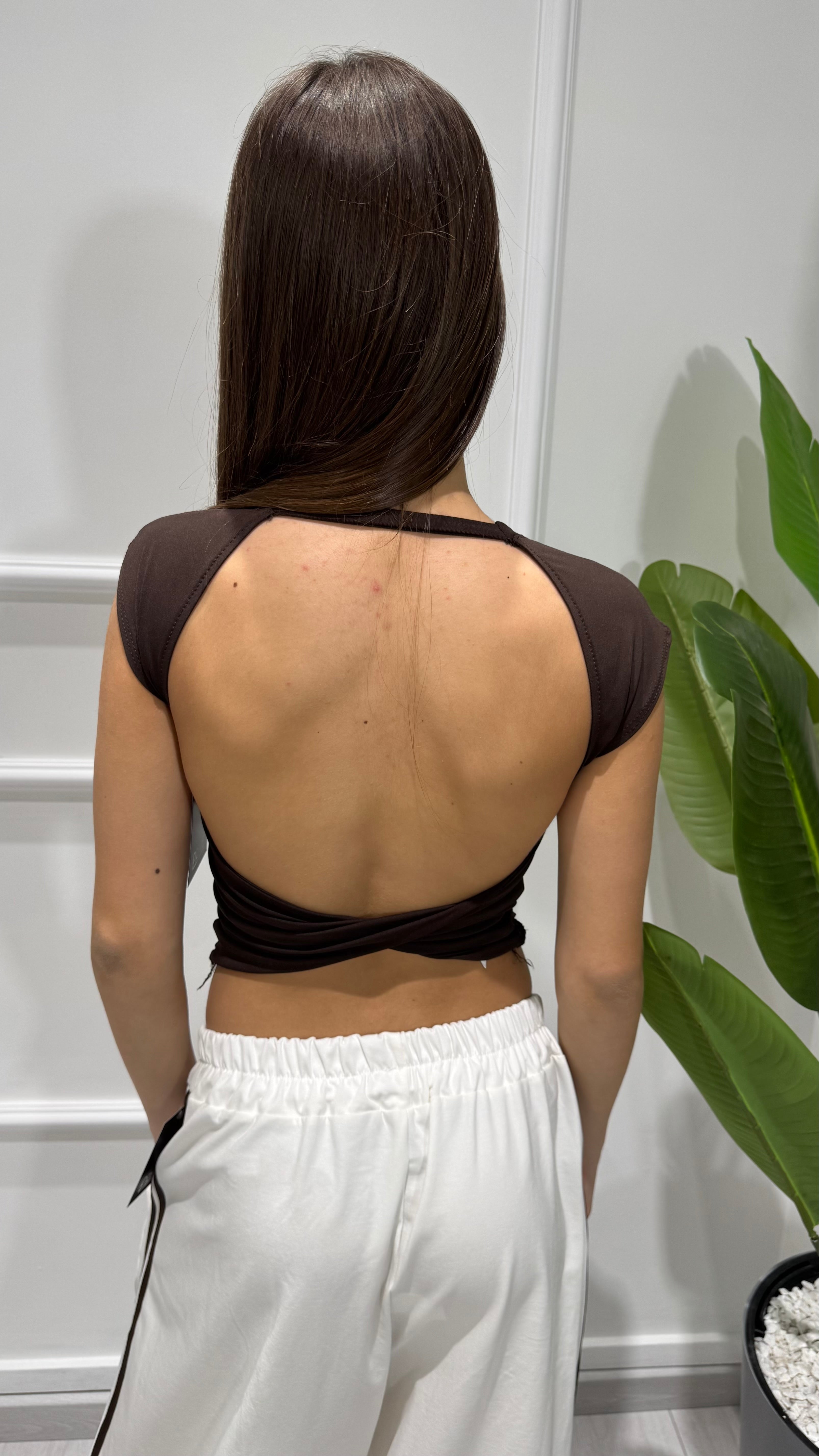 00853 top
