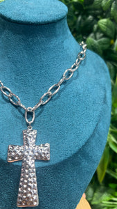 00736 collana
