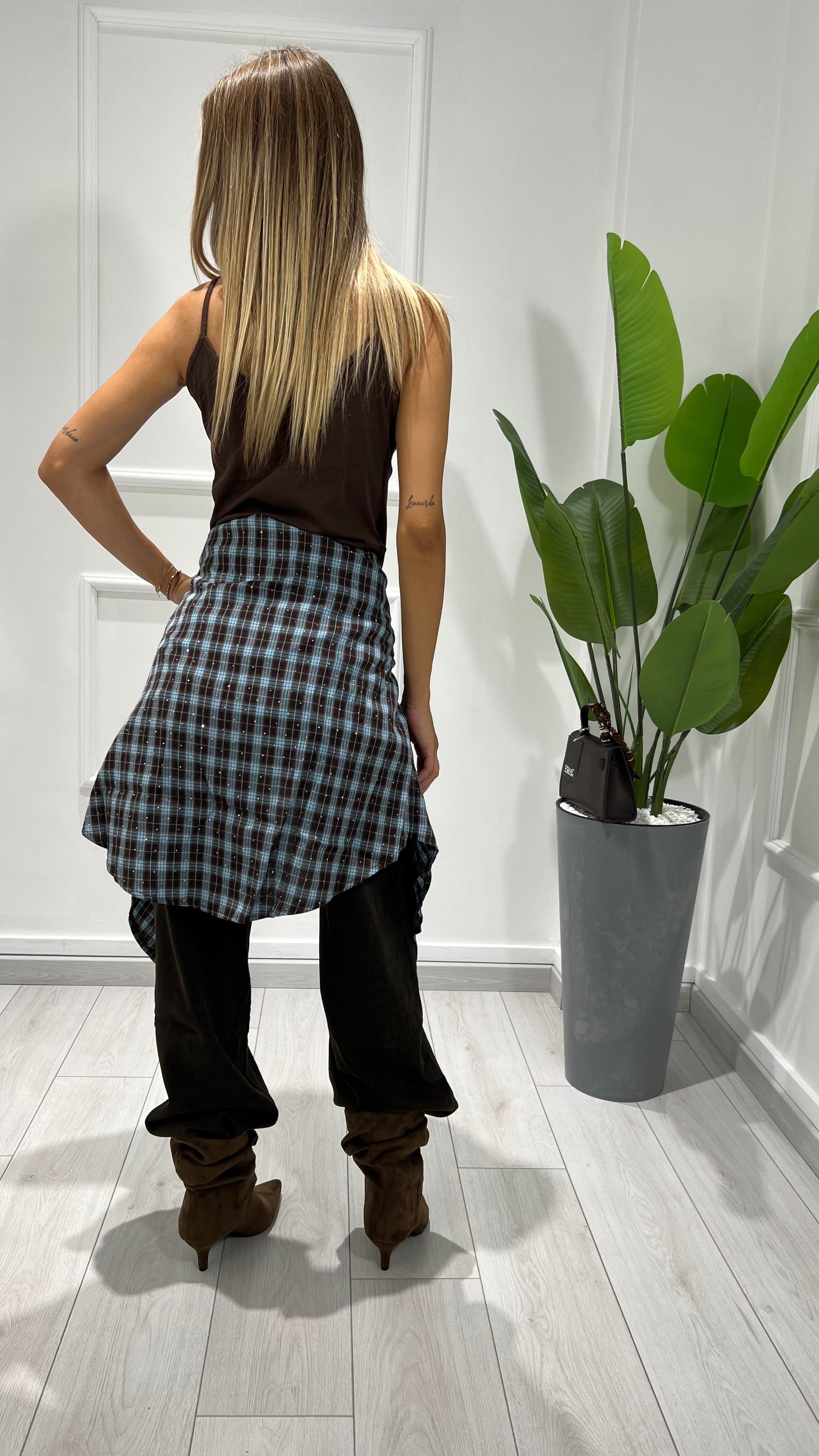 00323 set camicia