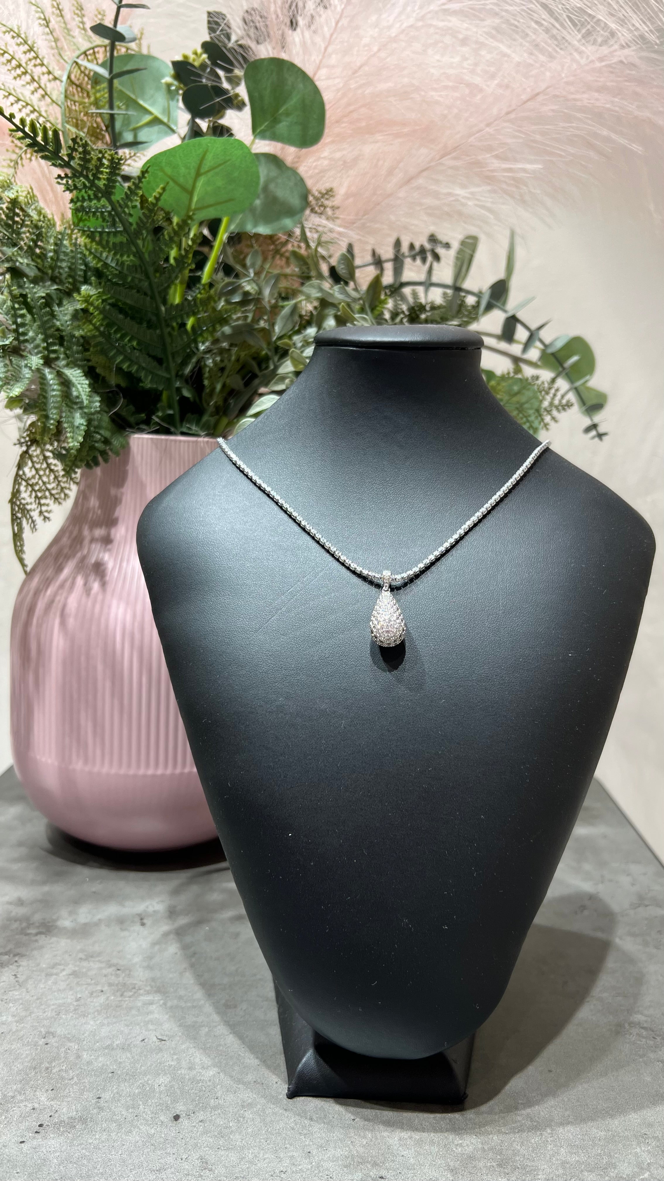 00765 collana