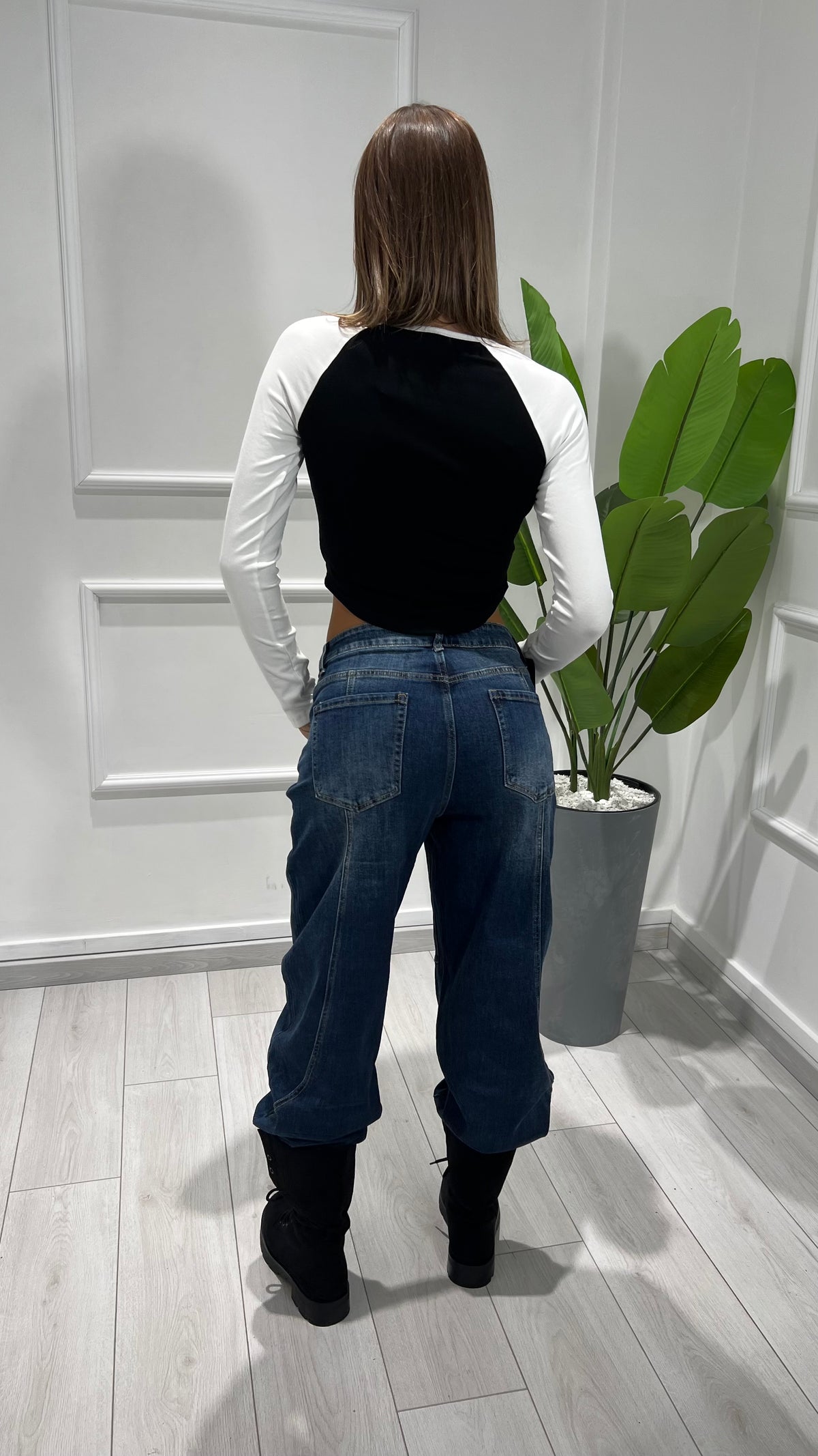 00825 top