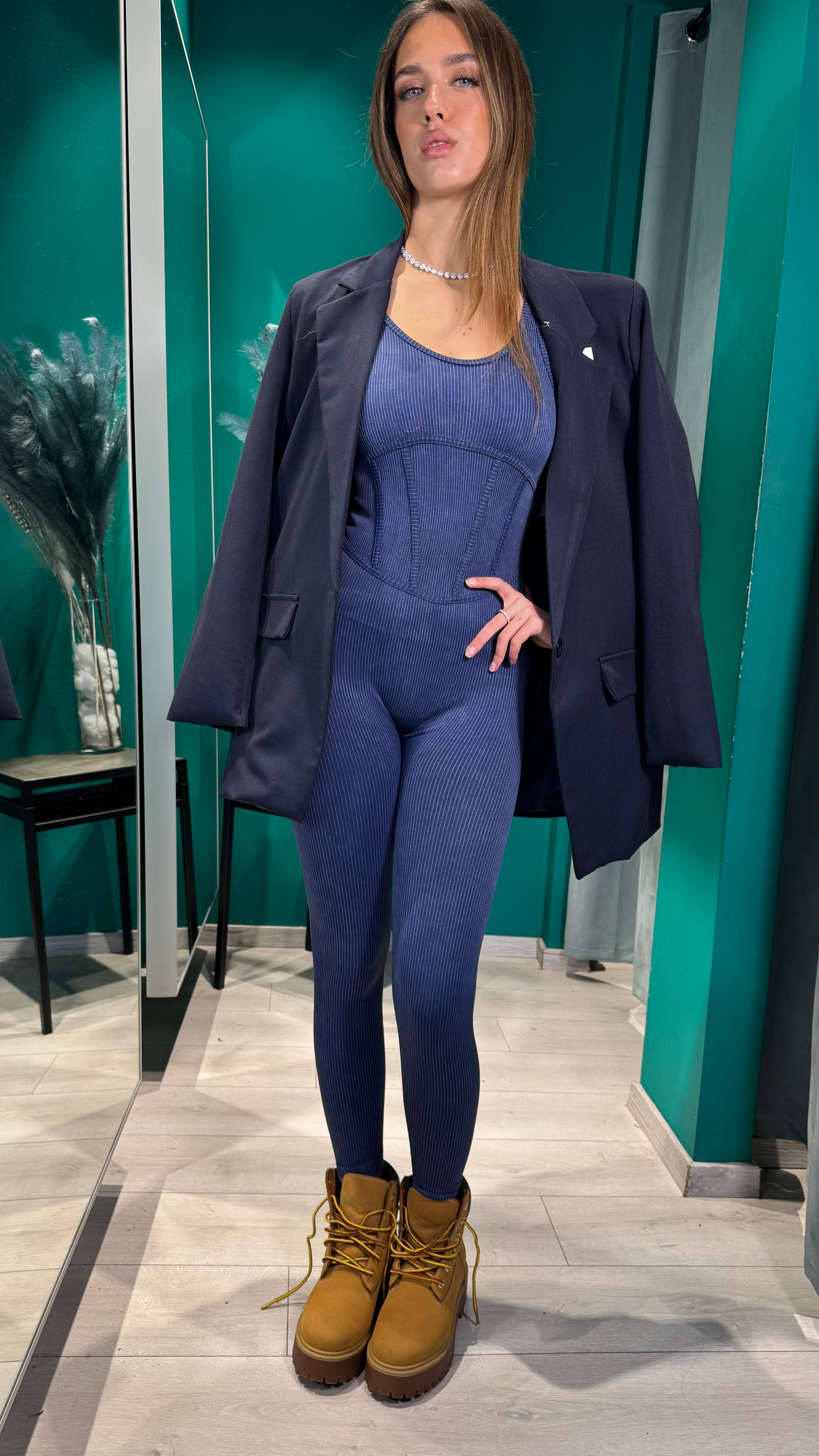 00549 tutina