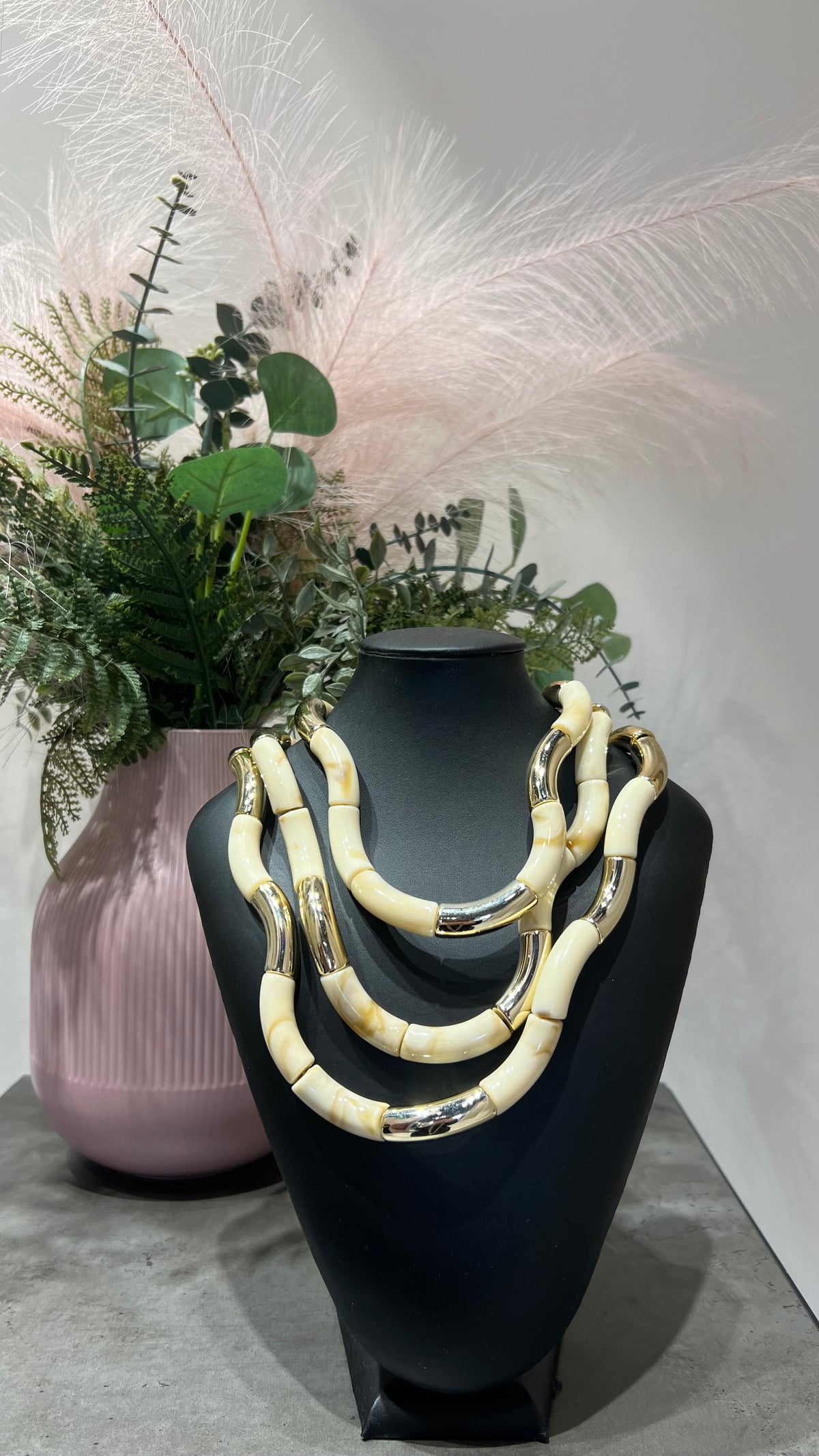 00573 collana