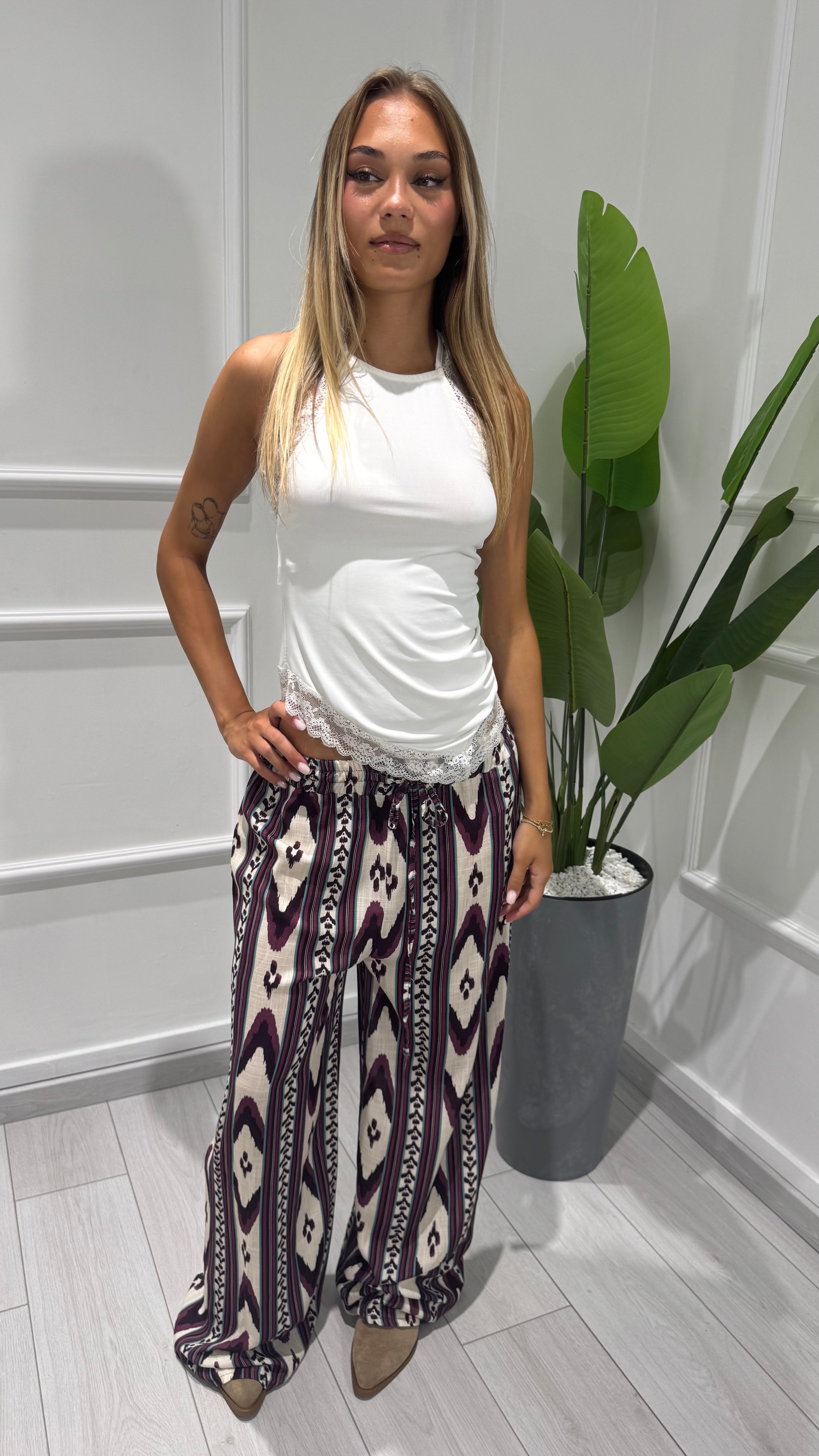 00835 top