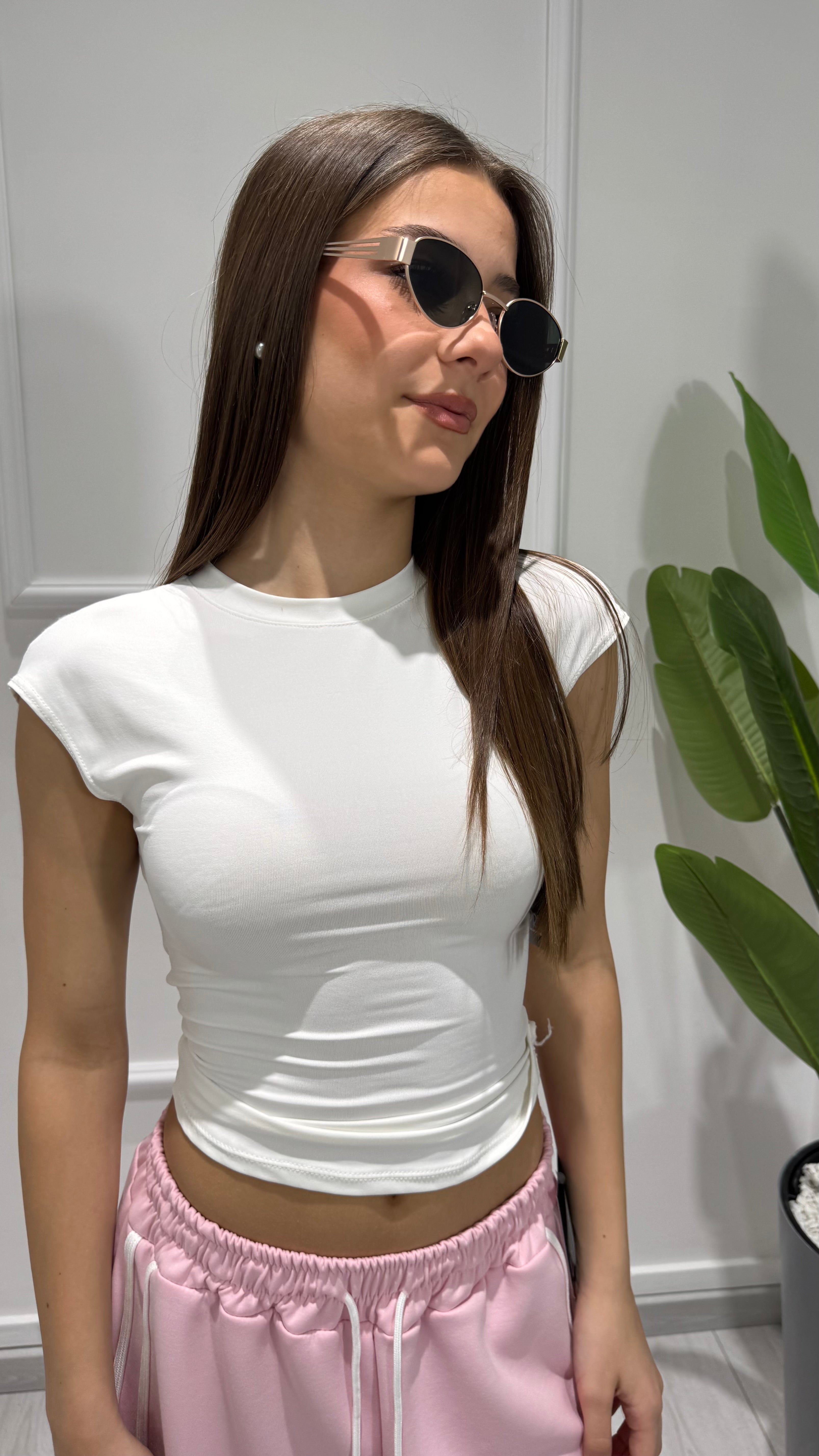00853 top